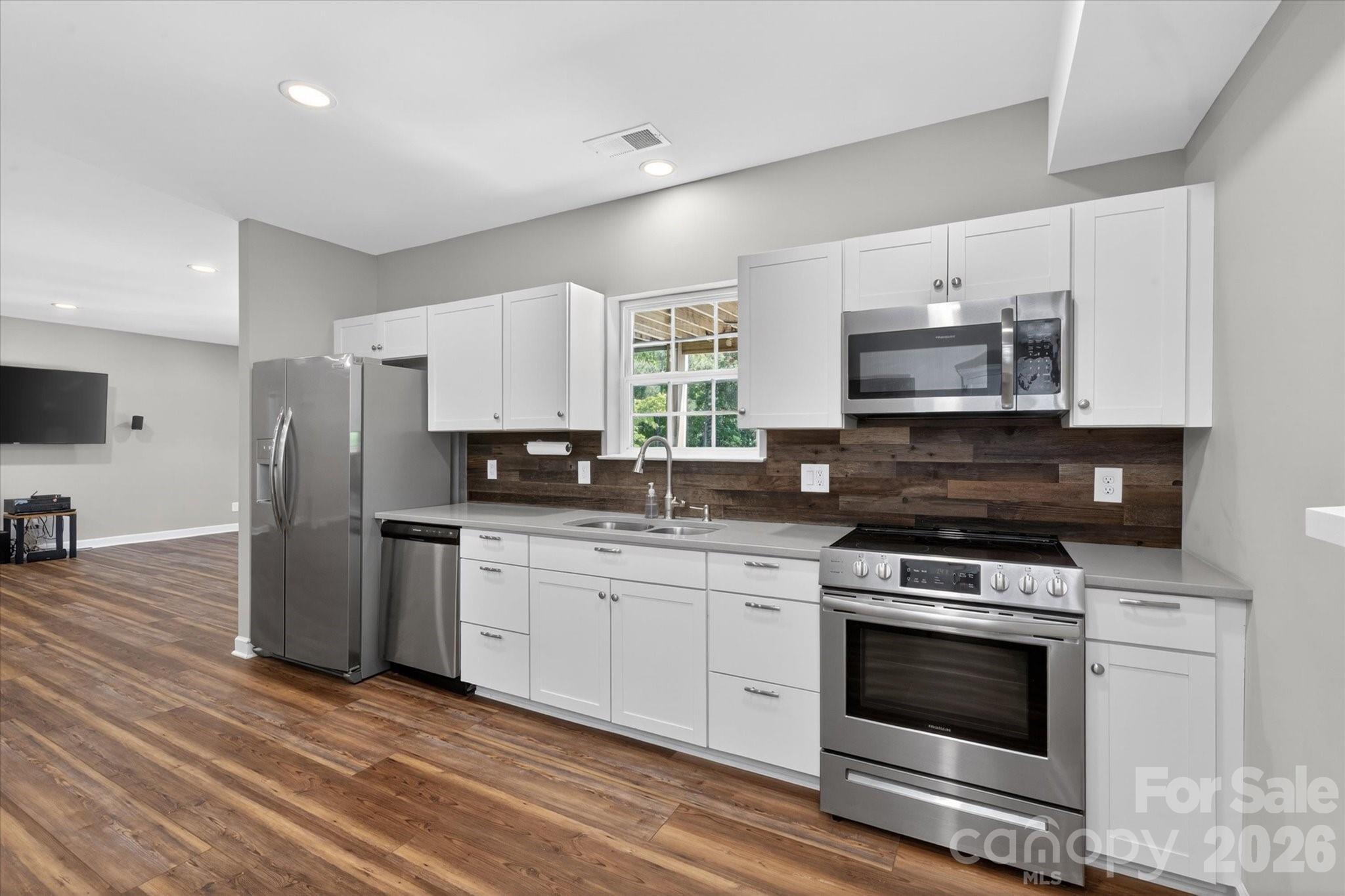 171 Sweet Briar Drive