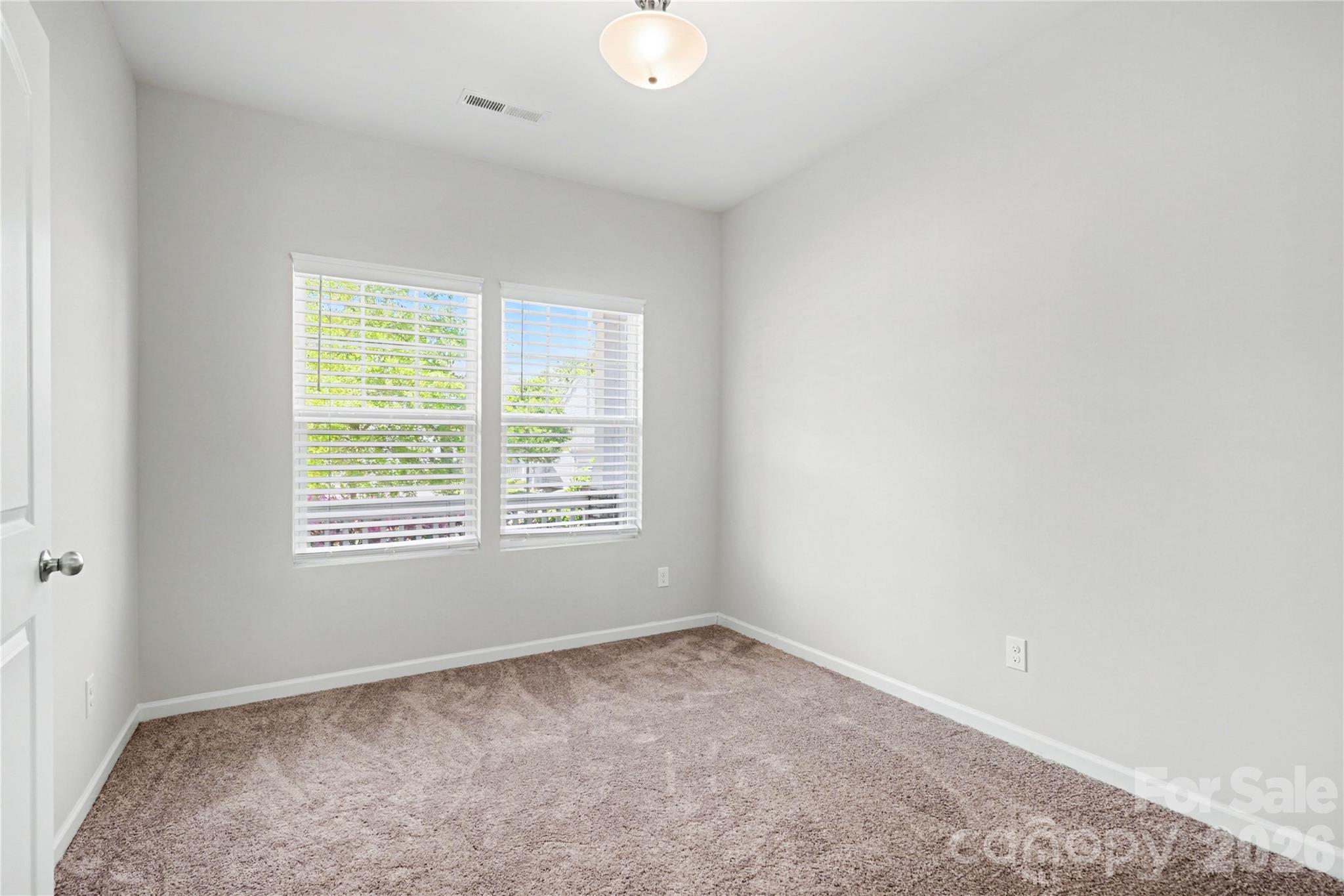 5048 Thomasville Drive