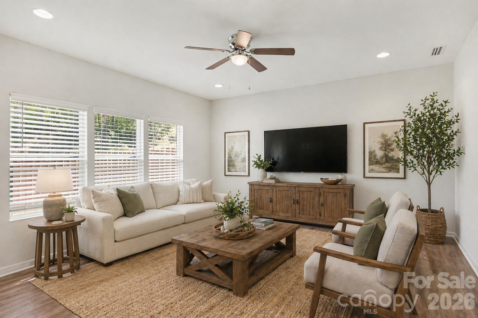 5048 Thomasville Drive