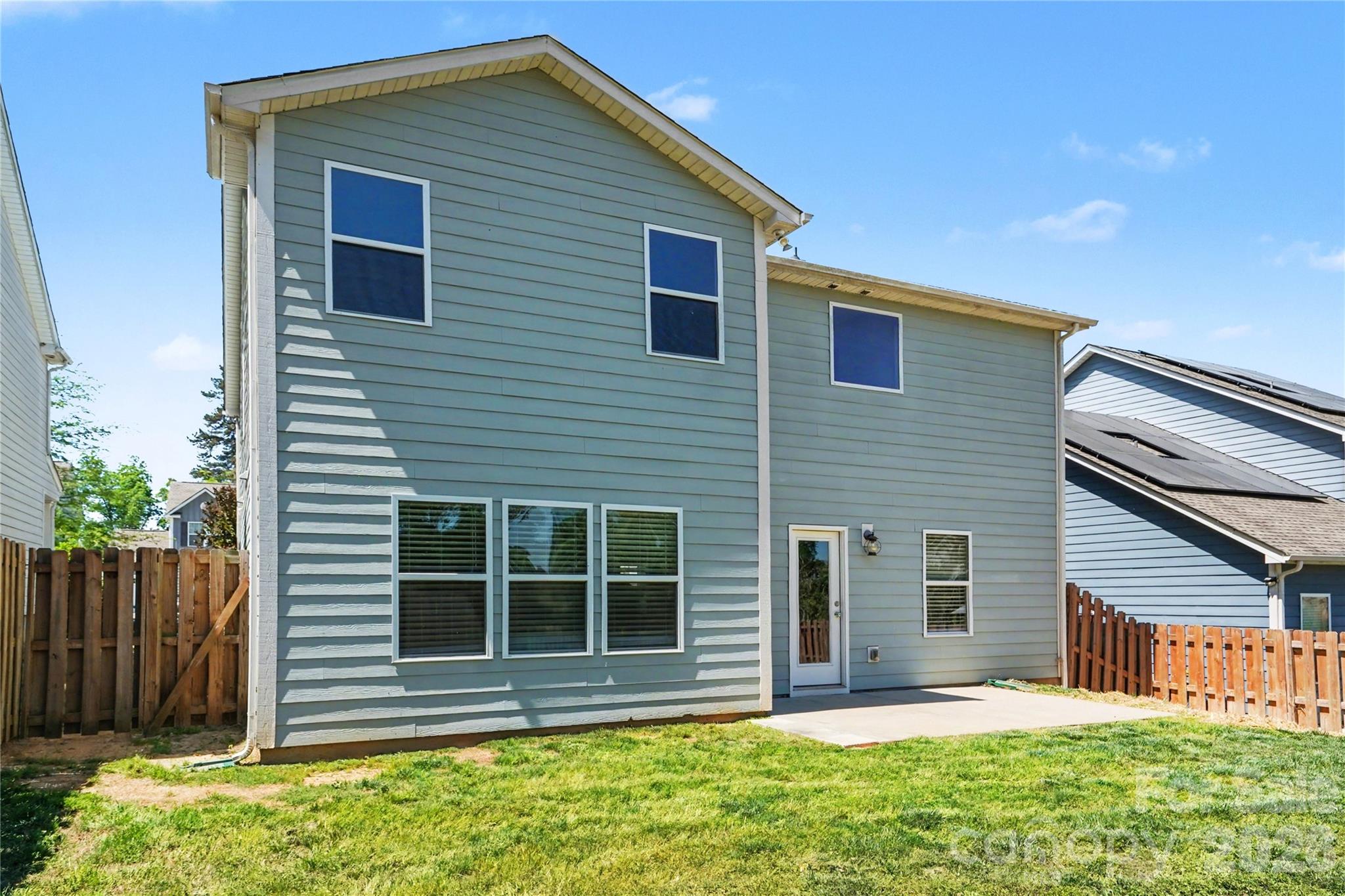 5048 Thomasville Drive