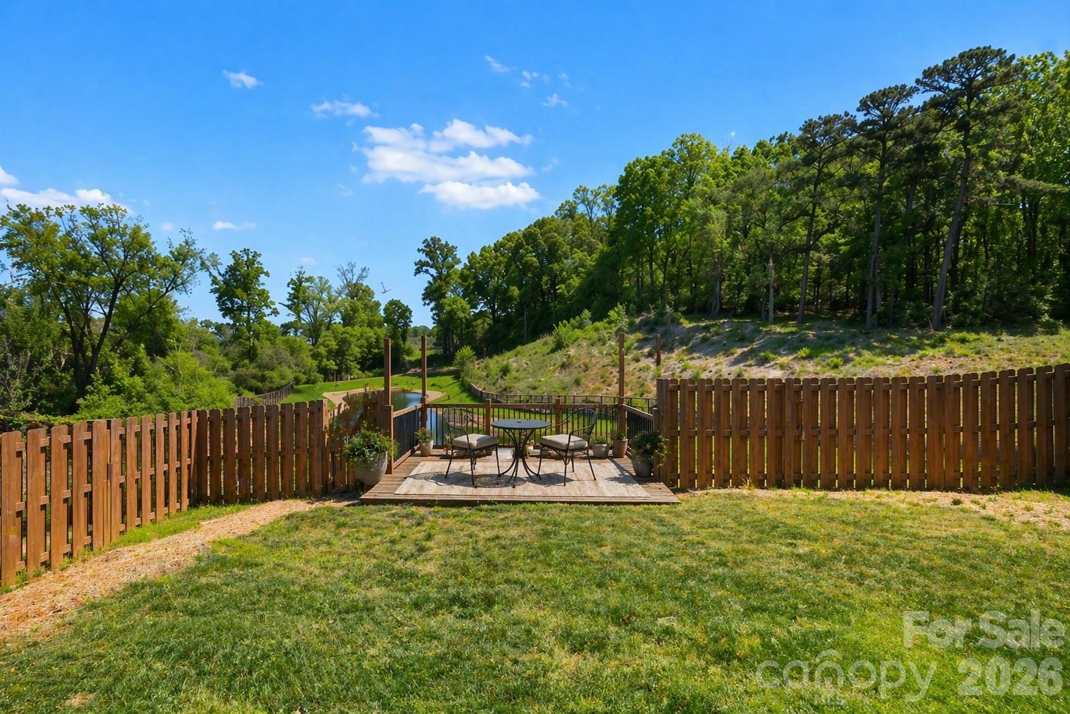 5048 Thomasville Drive