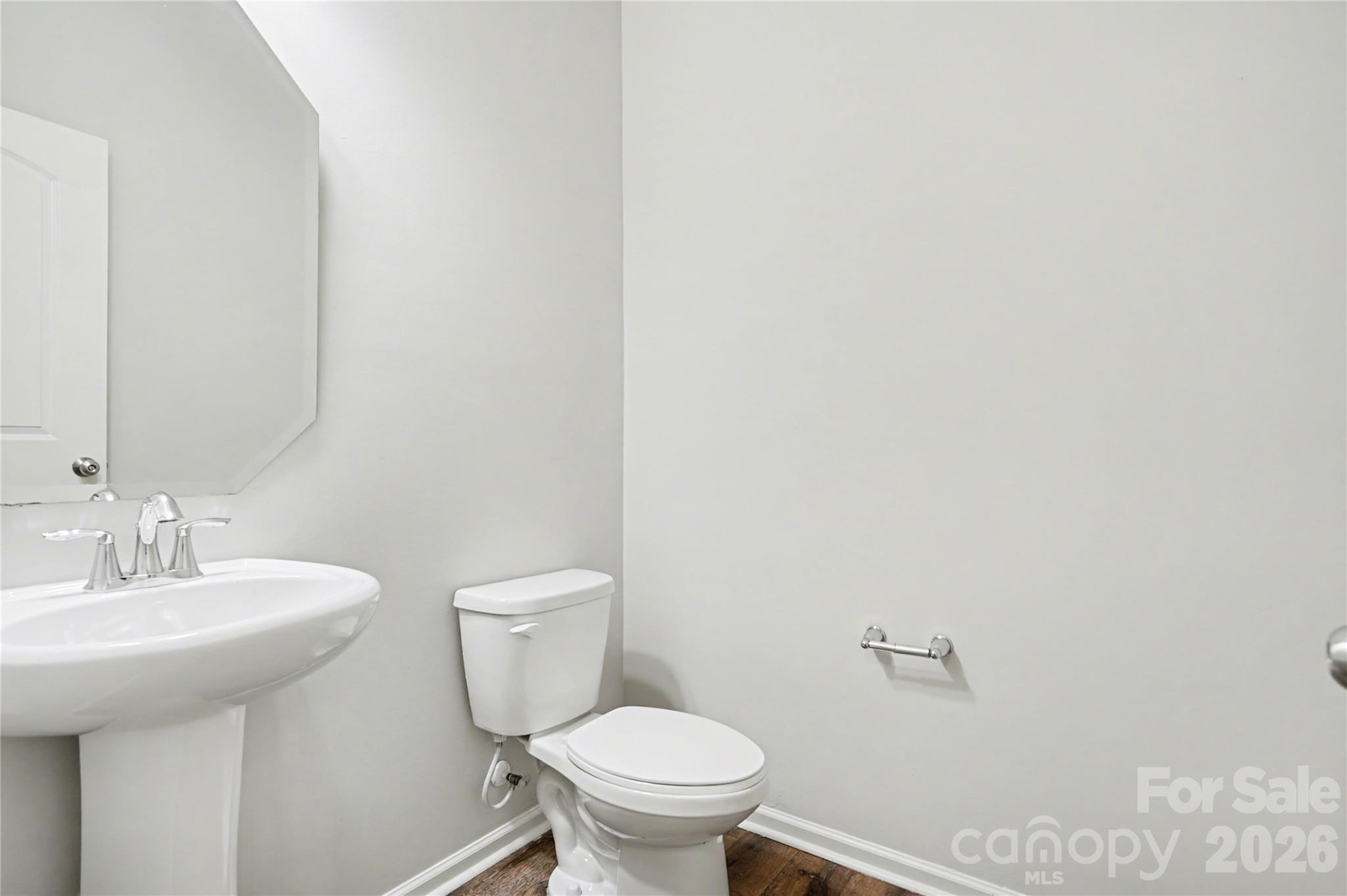 5048 Thomasville Drive