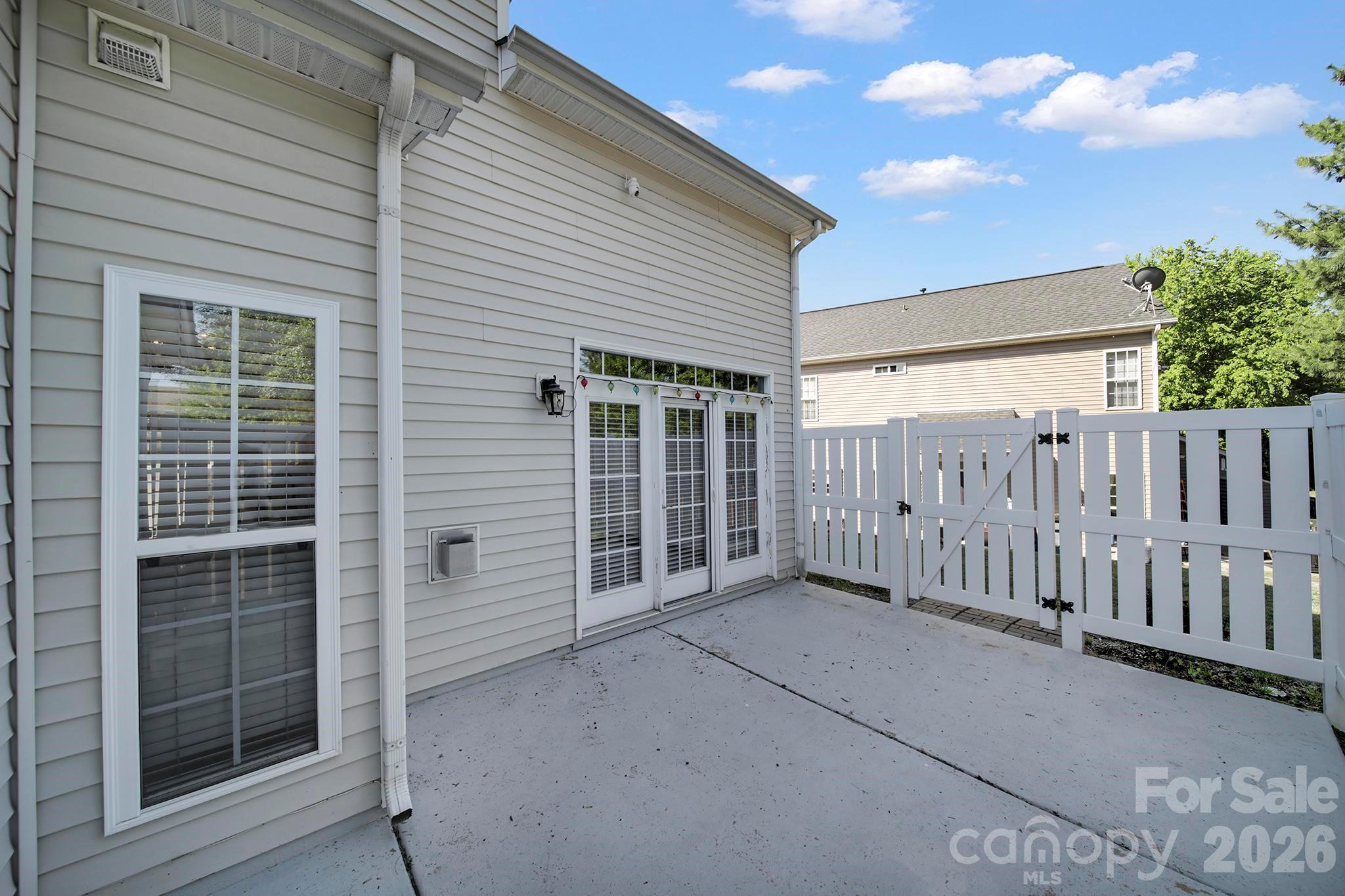 14721 Lions Pride Court