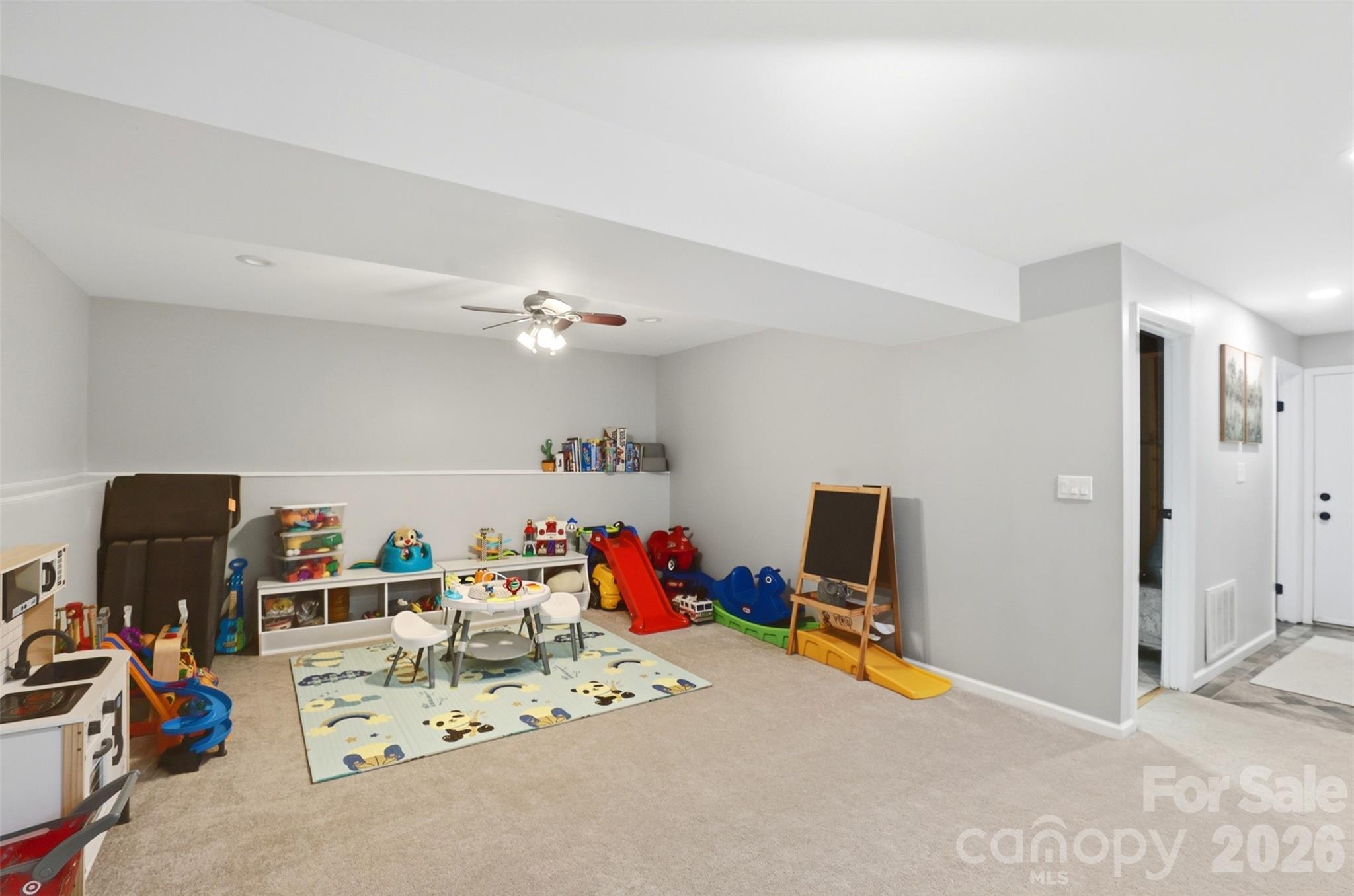 6723 Rollingridge Drive