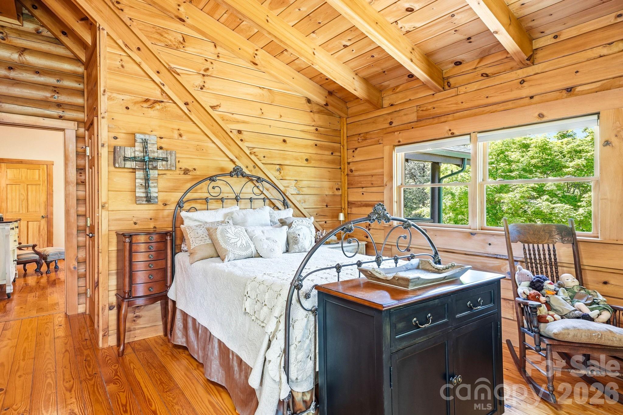 3918 Skyline Drive