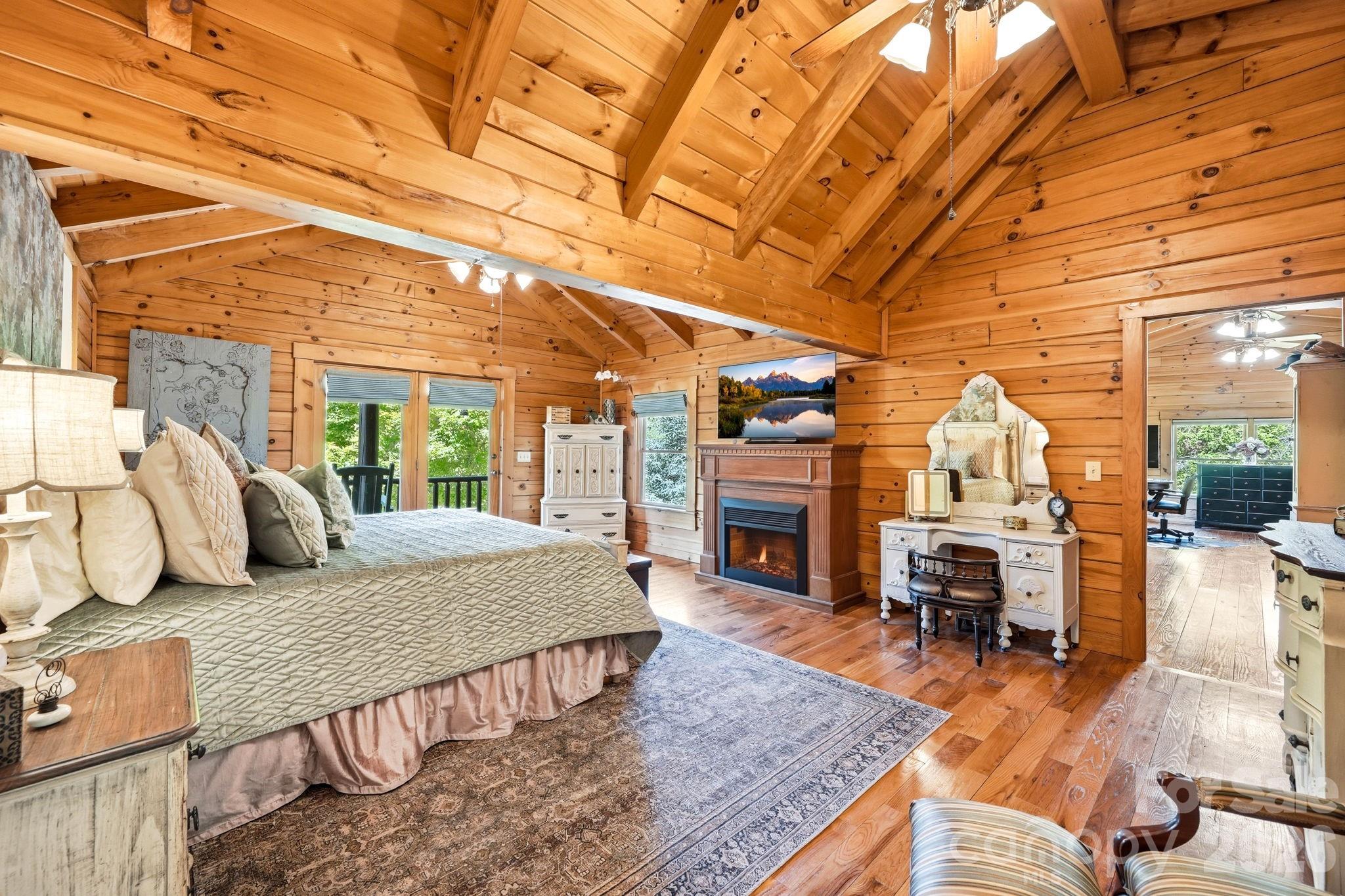 3918 Skyline Drive