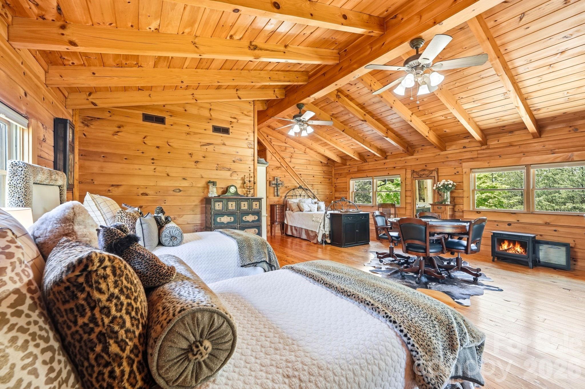 3918 Skyline Drive