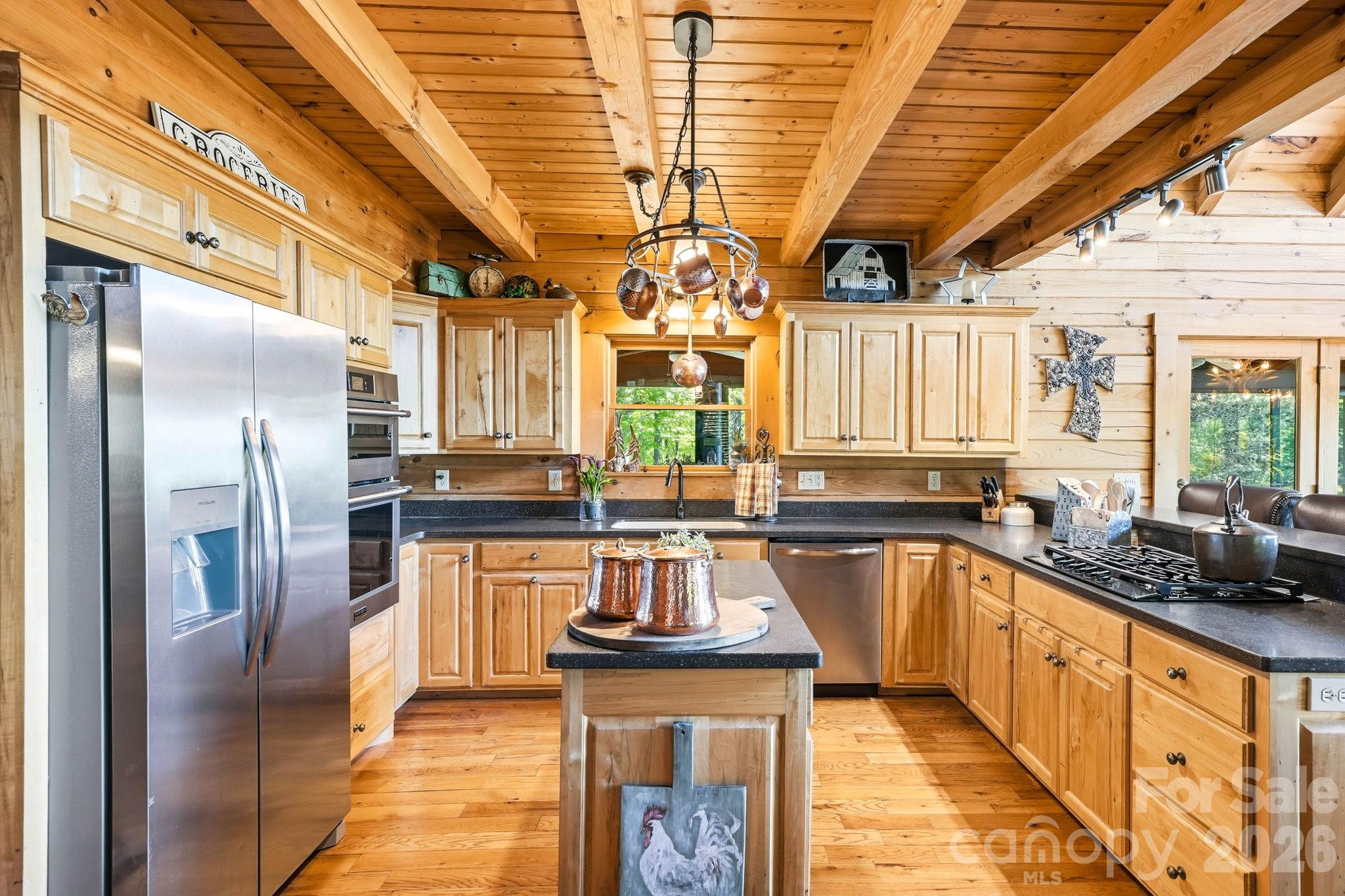 3918 Skyline Drive