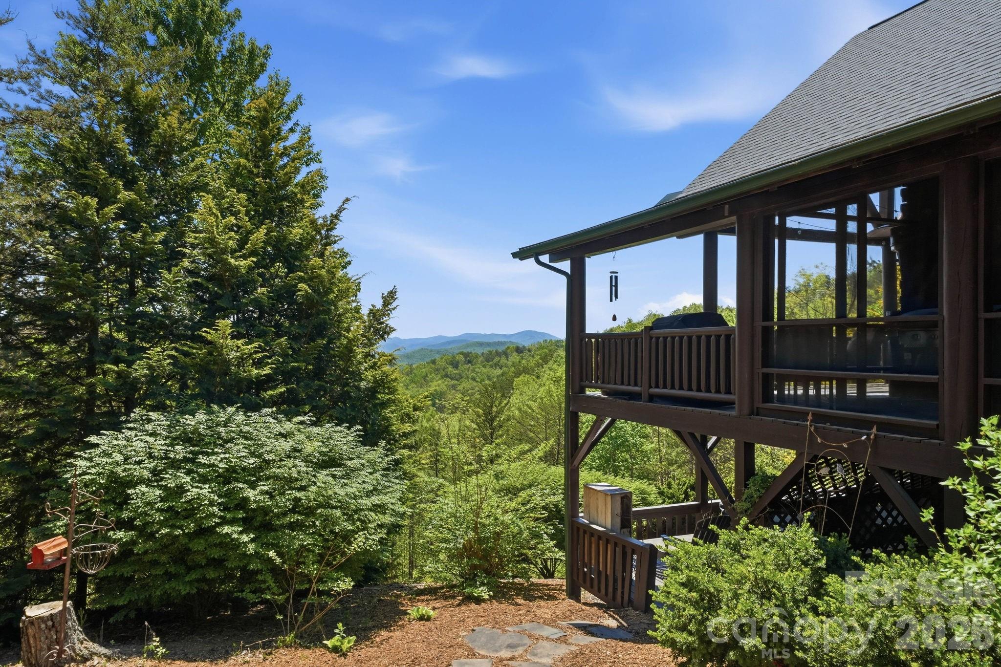 3918 Skyline Drive