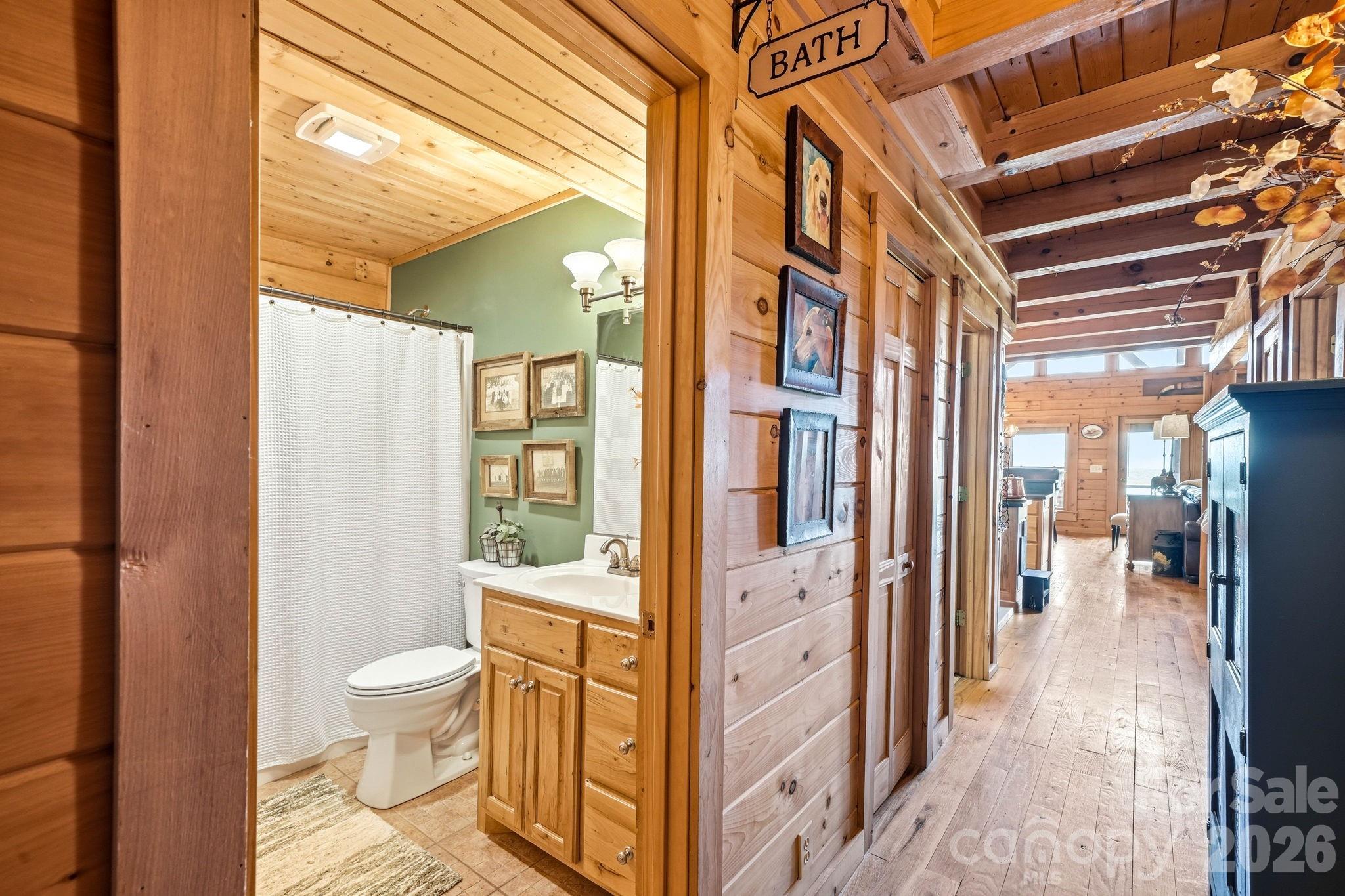 3918 Skyline Drive
