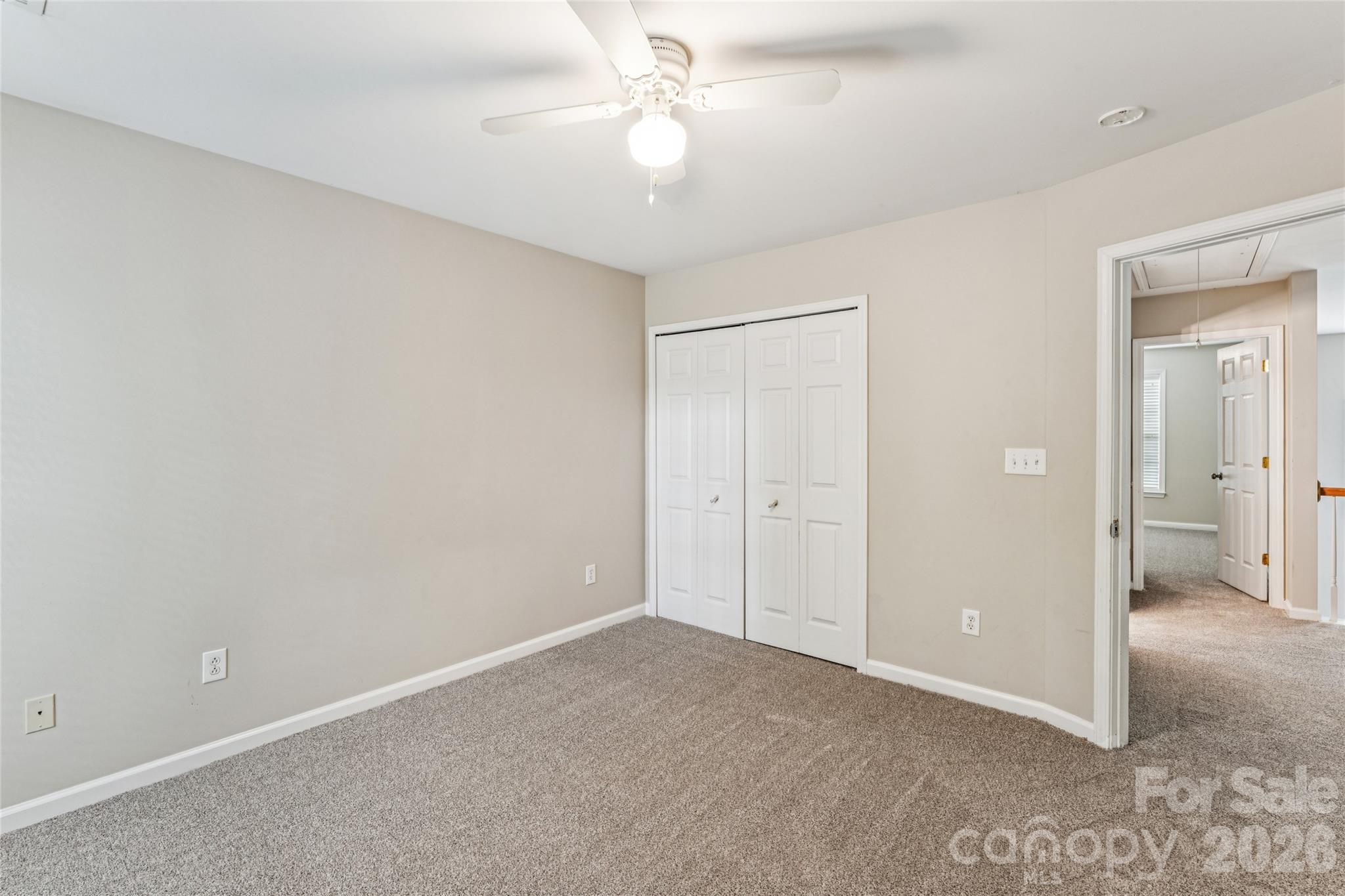 1206 E Arrow Lake Court