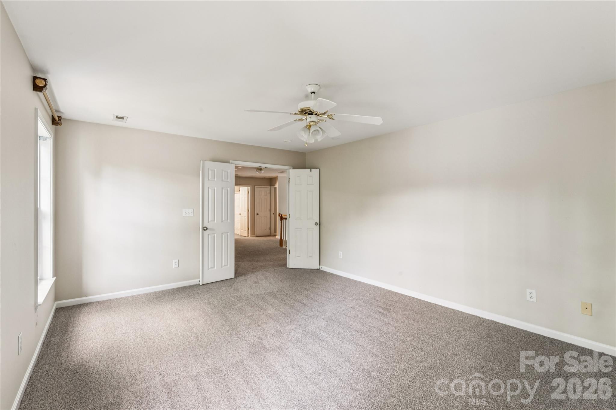 1206 E Arrow Lake Court