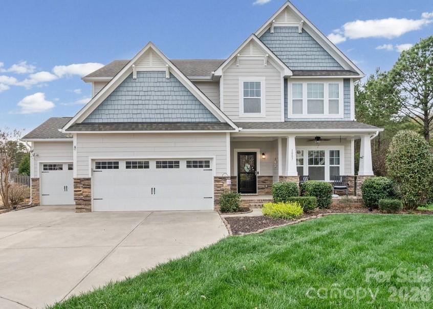 1007 Pine Bark Place