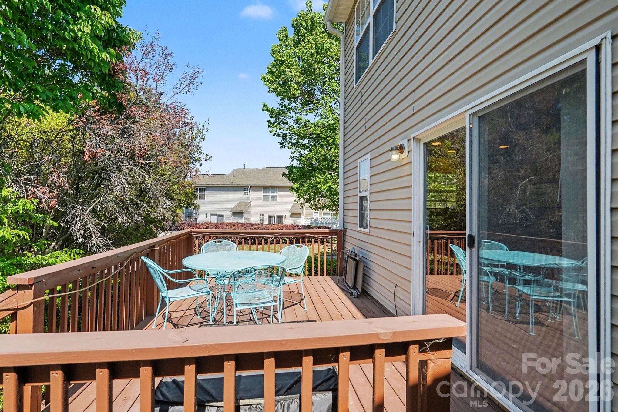 747 Rock Lake Glen