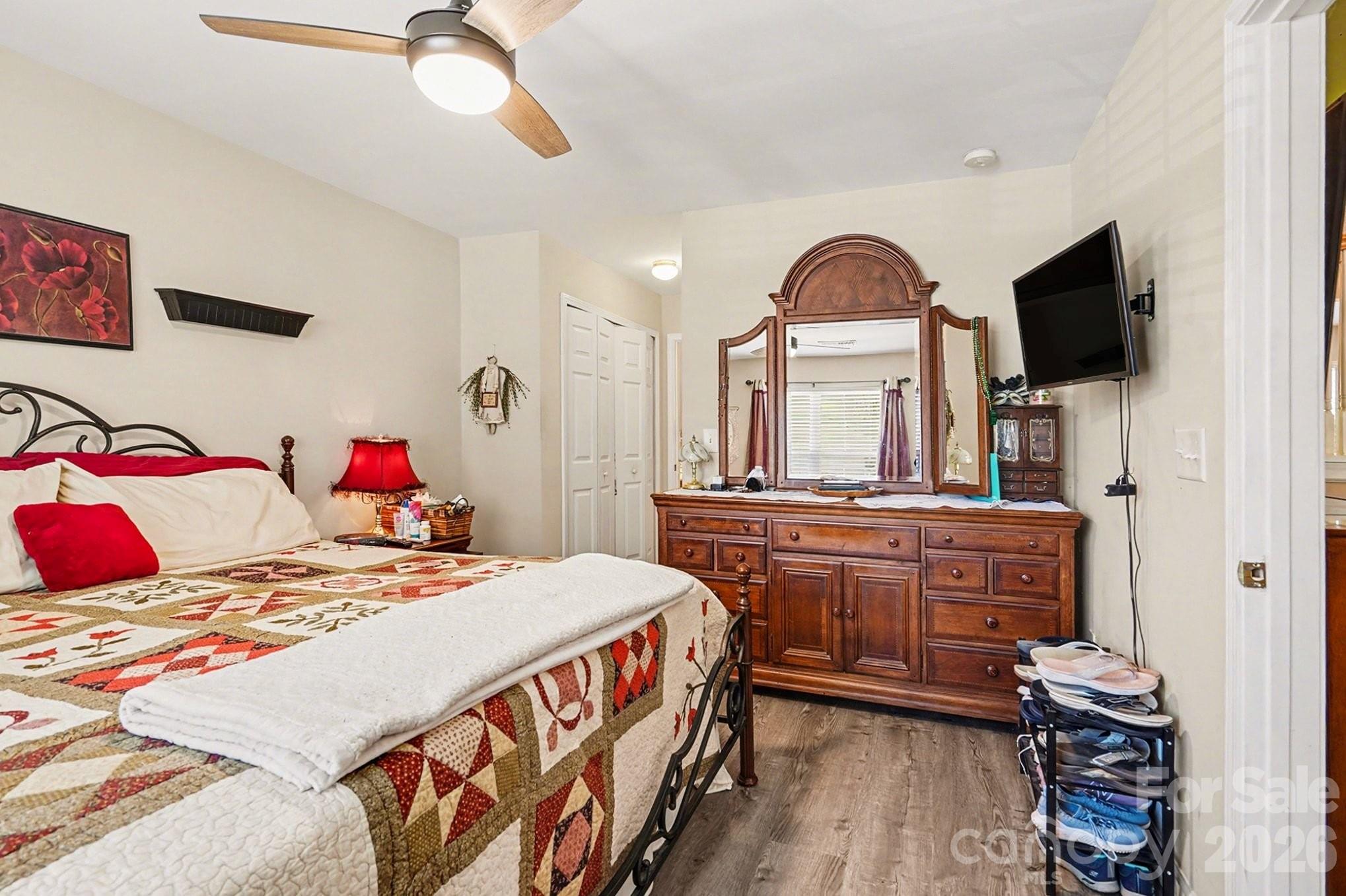 747 Rock Lake Glen
