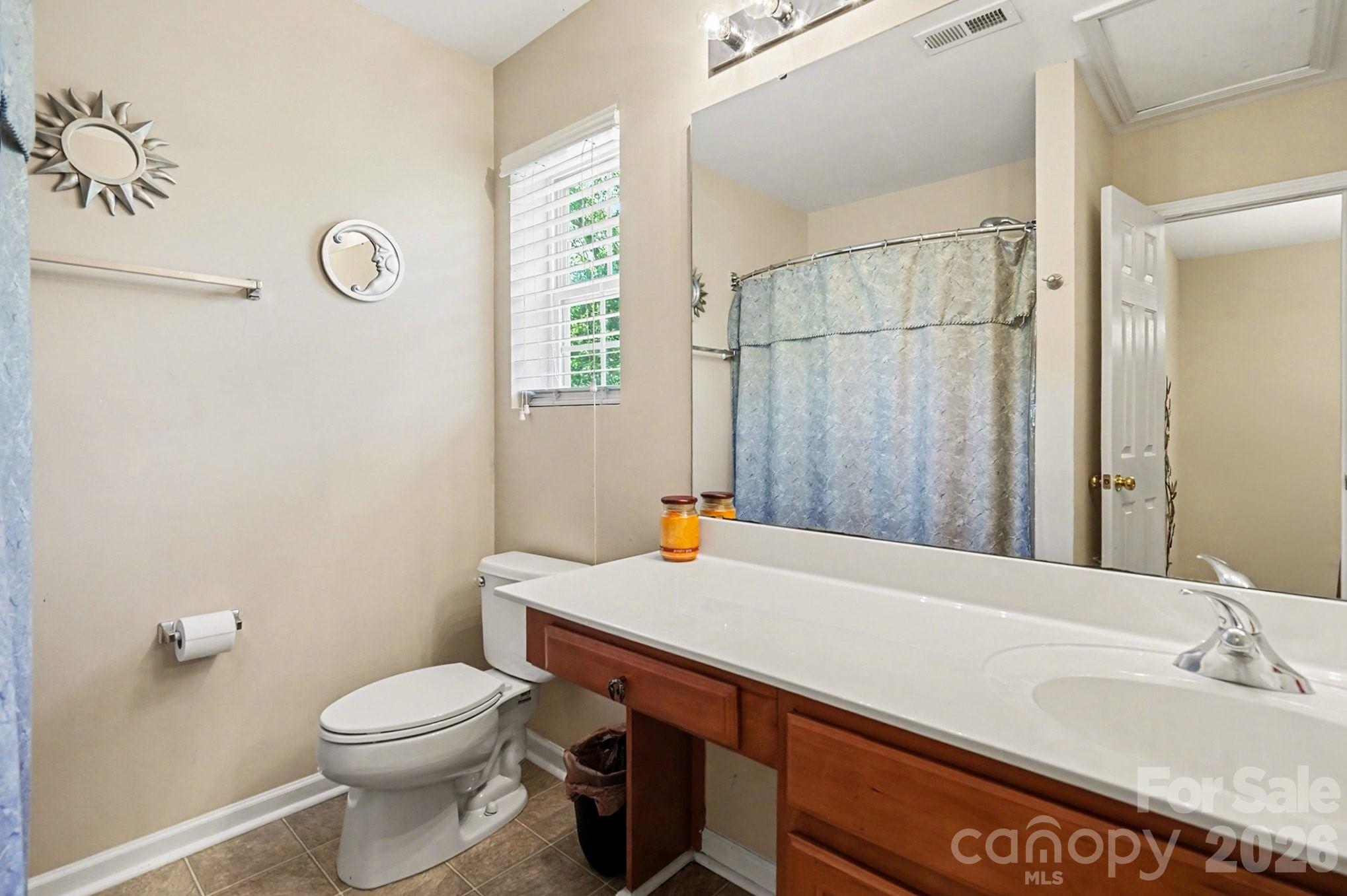 747 Rock Lake Glen