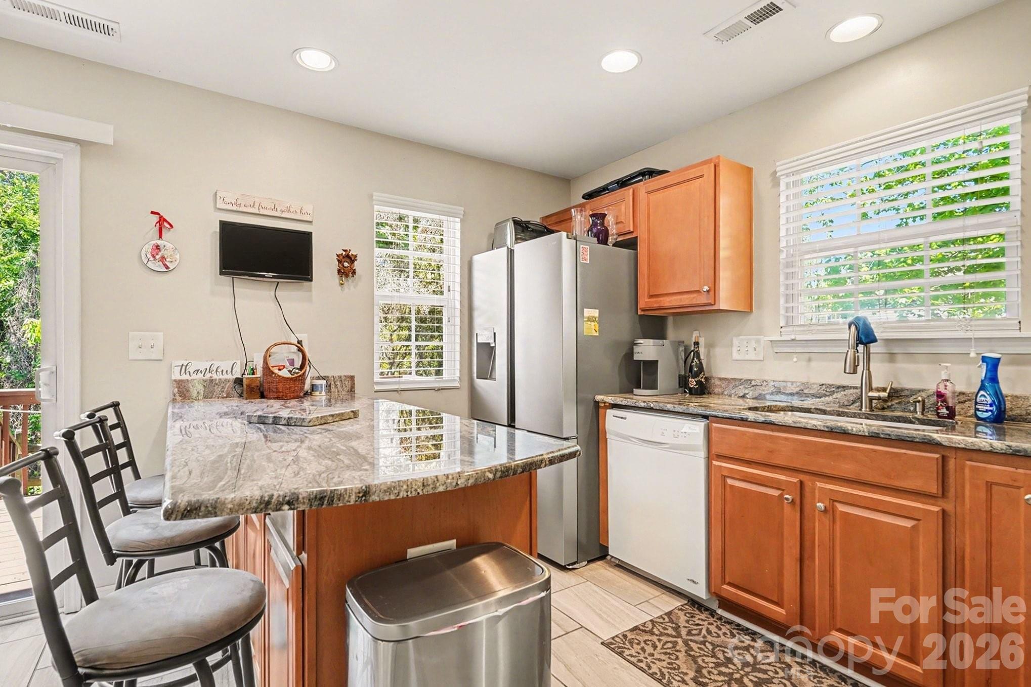747 Rock Lake Glen