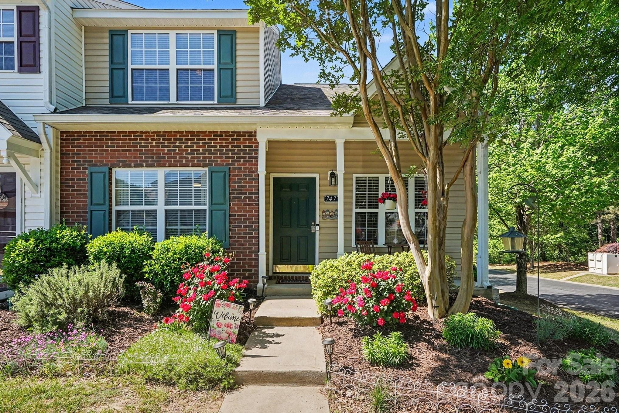 747 Rock Lake Glen