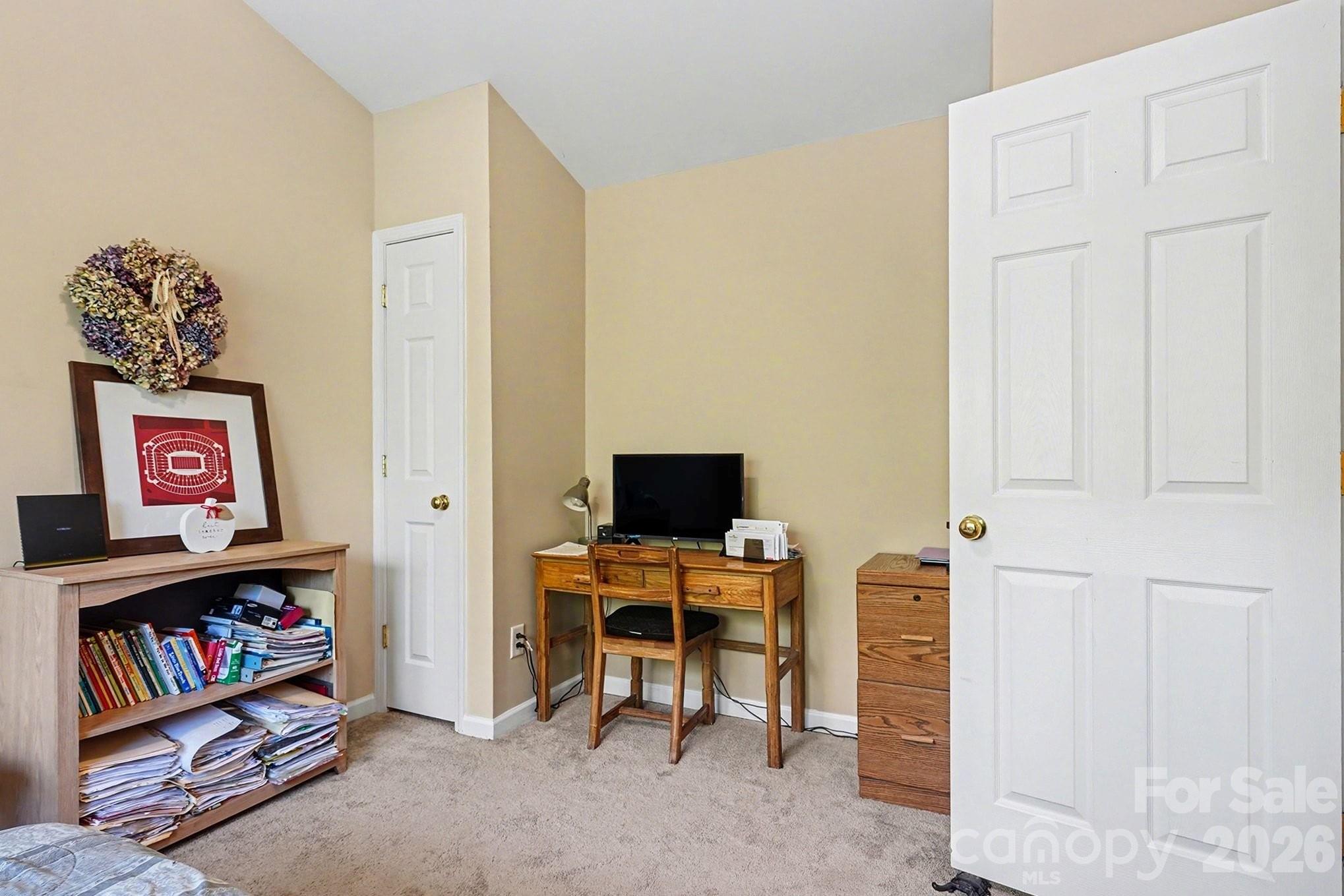 747 Rock Lake Glen