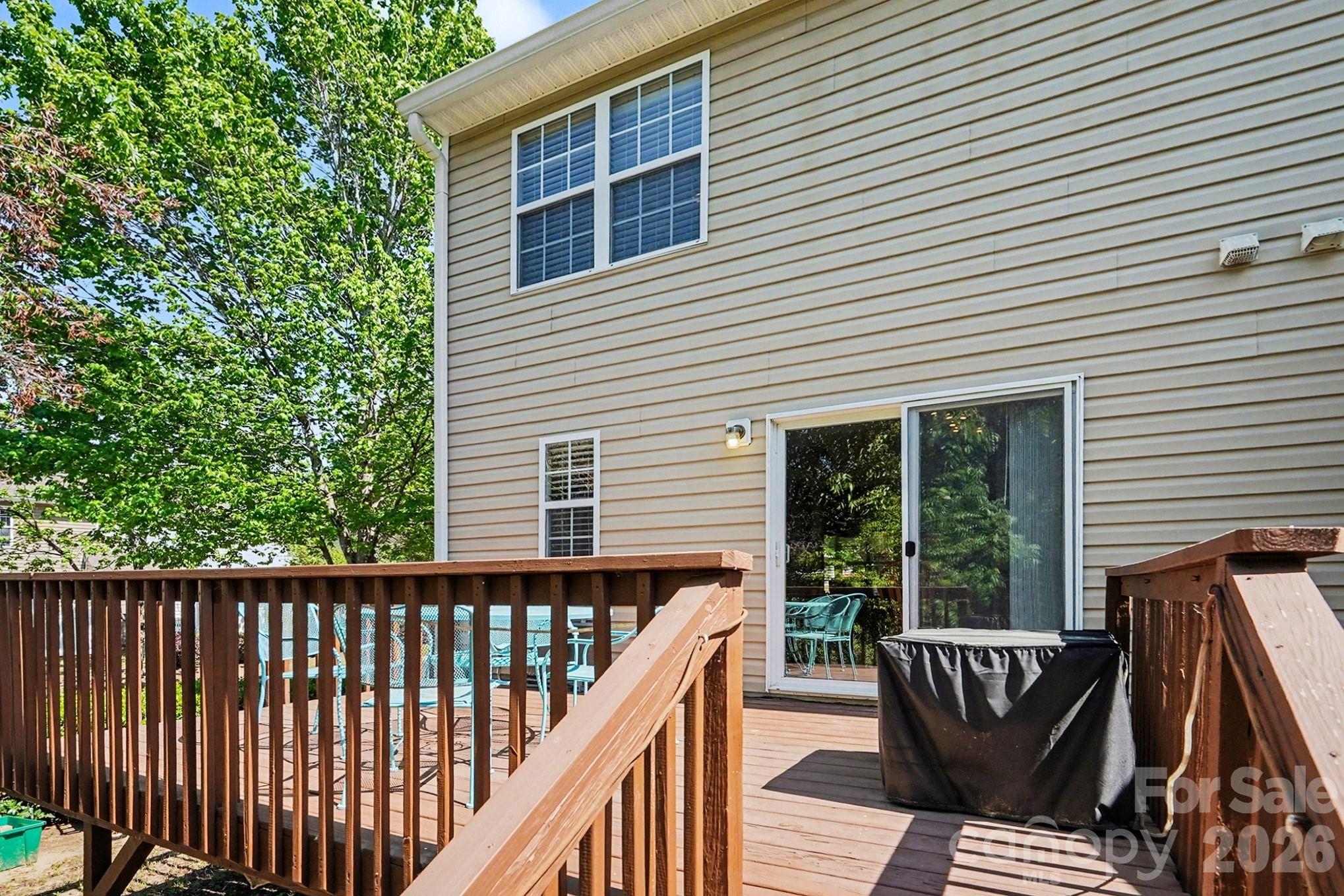 747 Rock Lake Glen