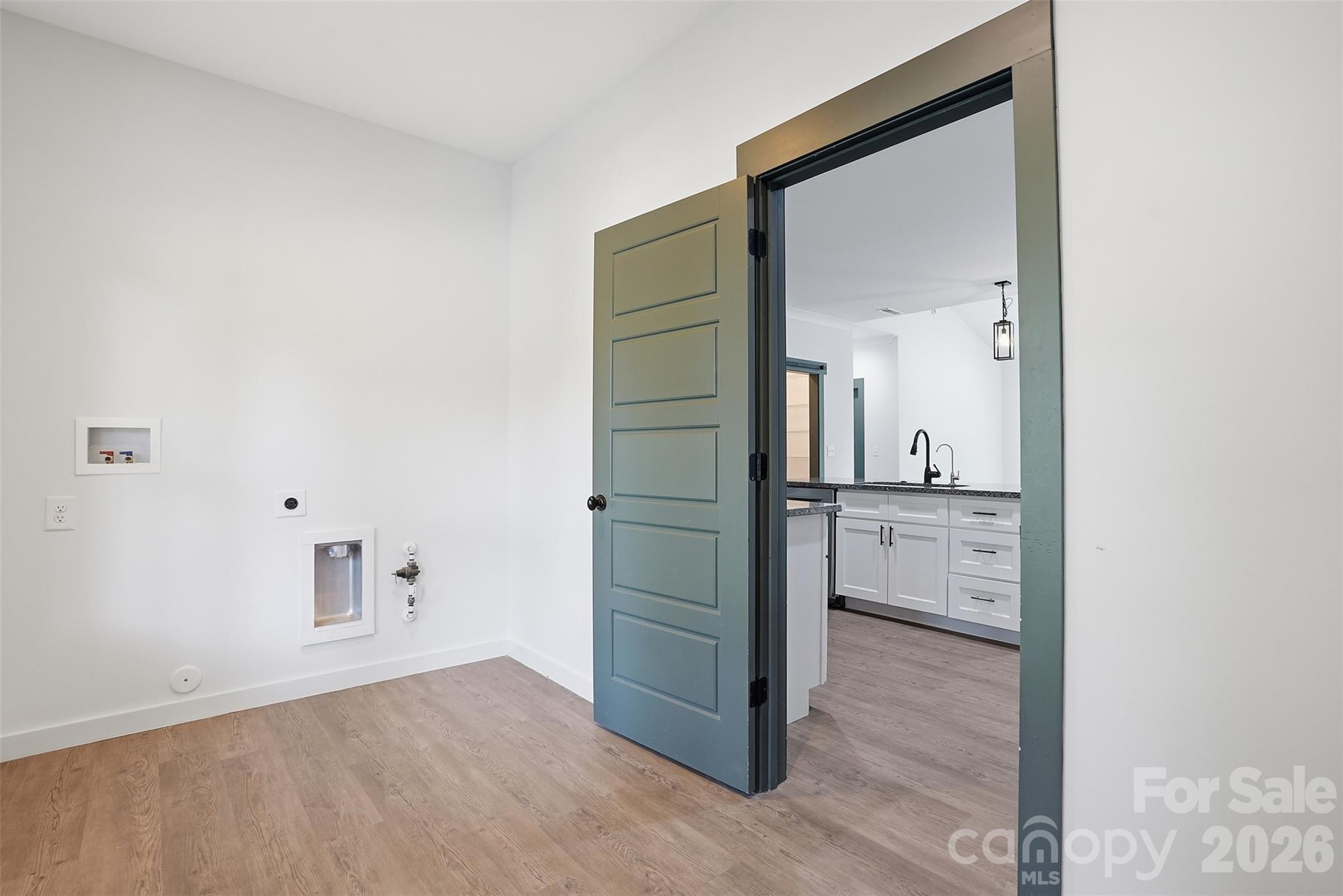 2113 Woodlawn Street Unit: A