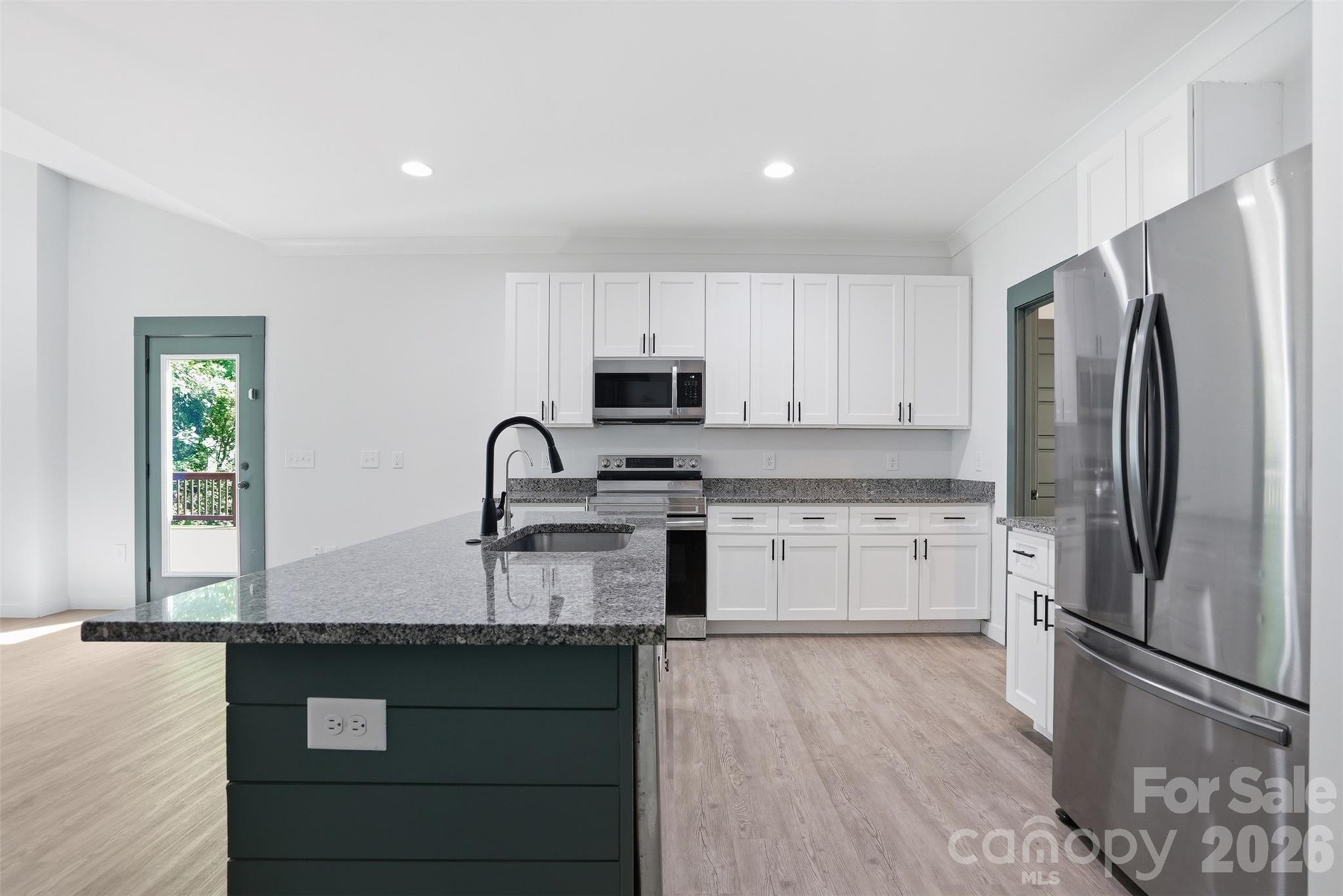 2113 Woodlawn Street Unit: A