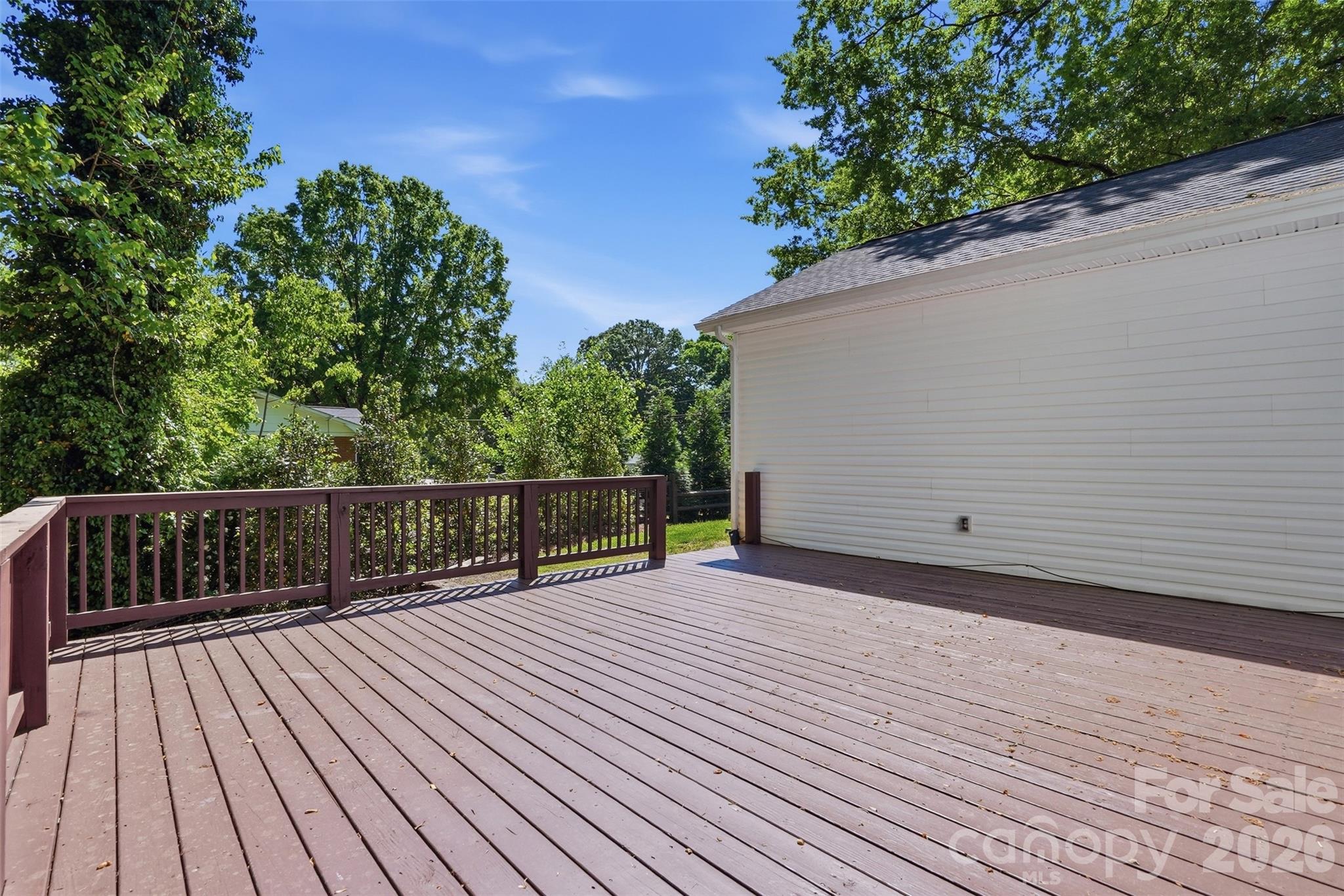 2113 Woodlawn Street Unit: A