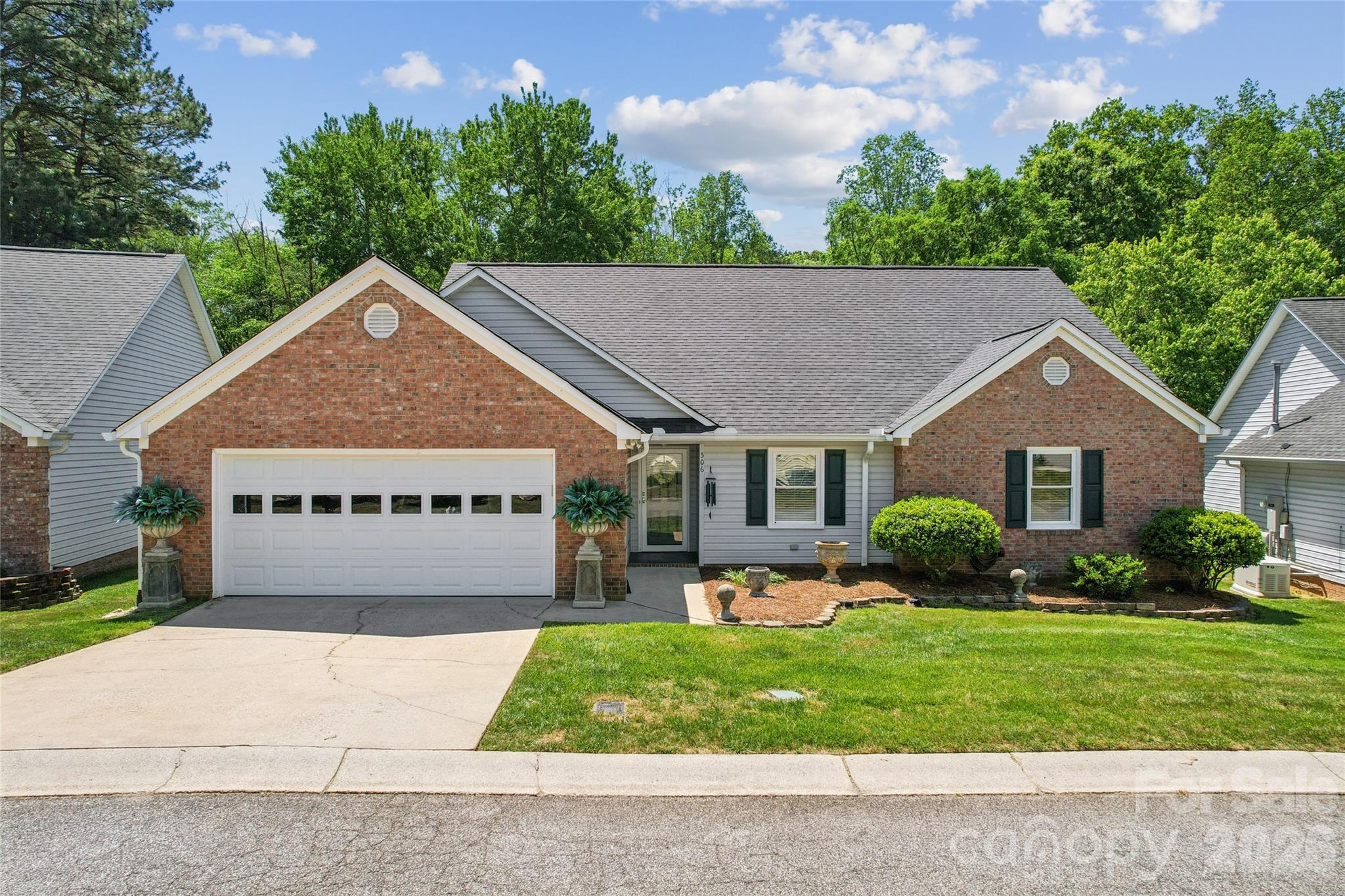 506 Hidden Creek Circle