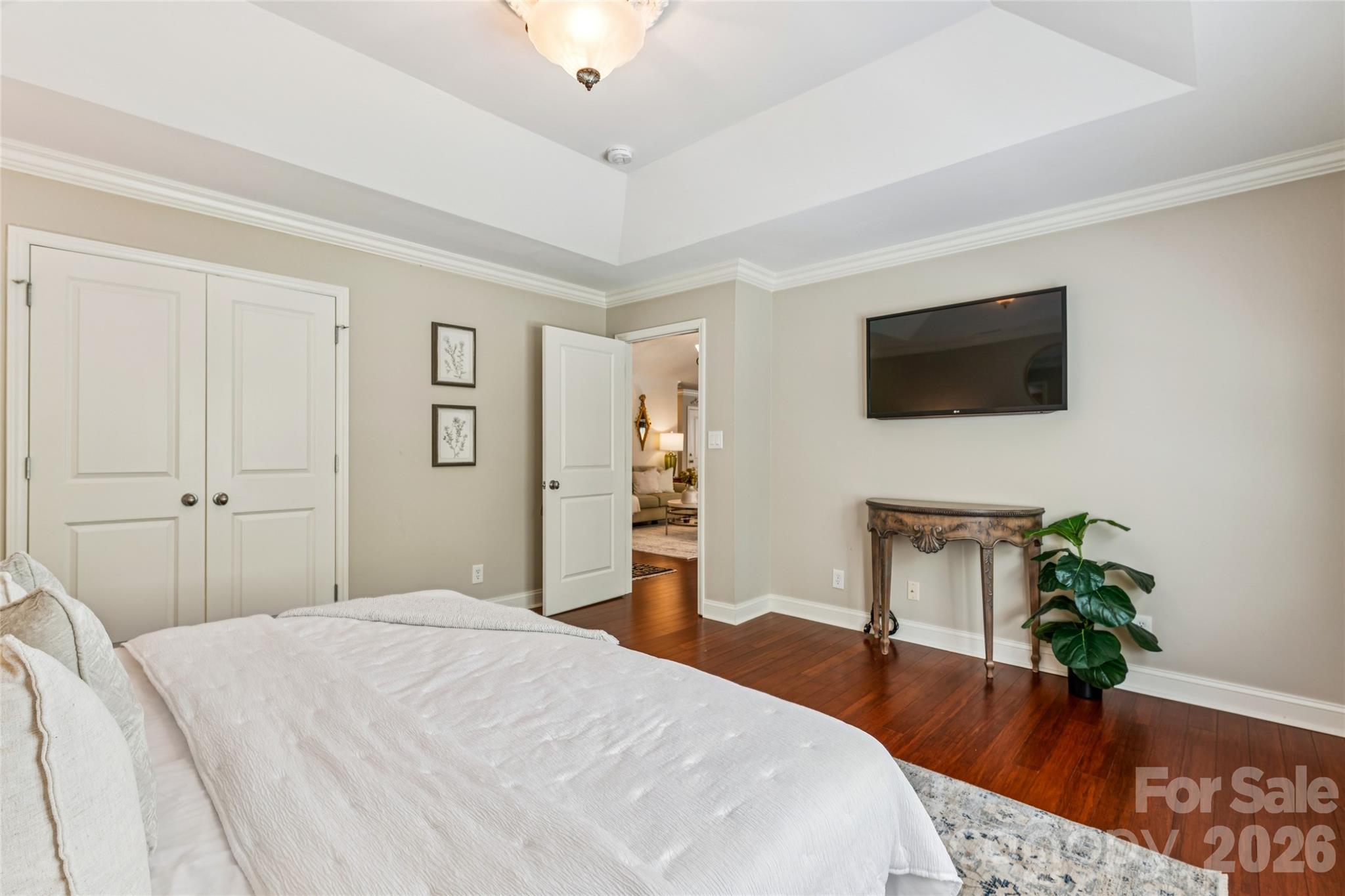 506 Hidden Creek Circle