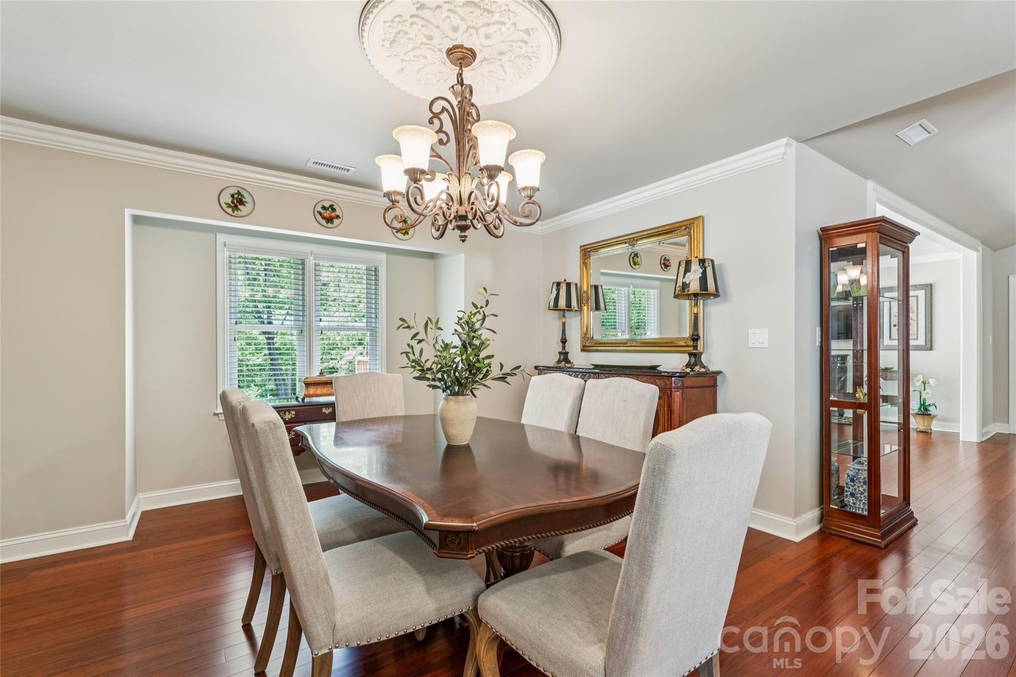 506 Hidden Creek Circle