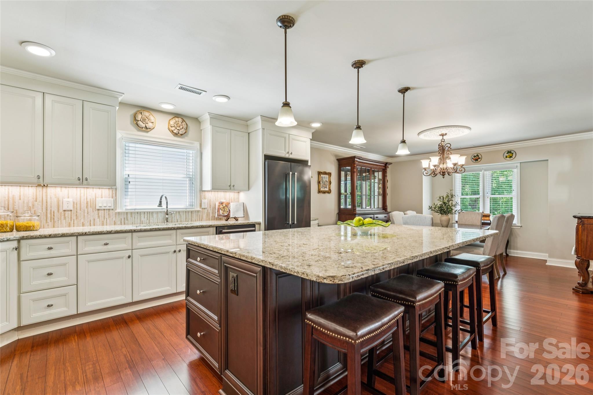 506 Hidden Creek Circle