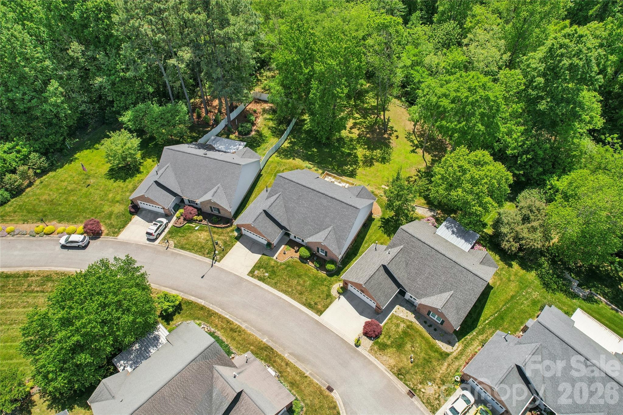 506 Hidden Creek Circle