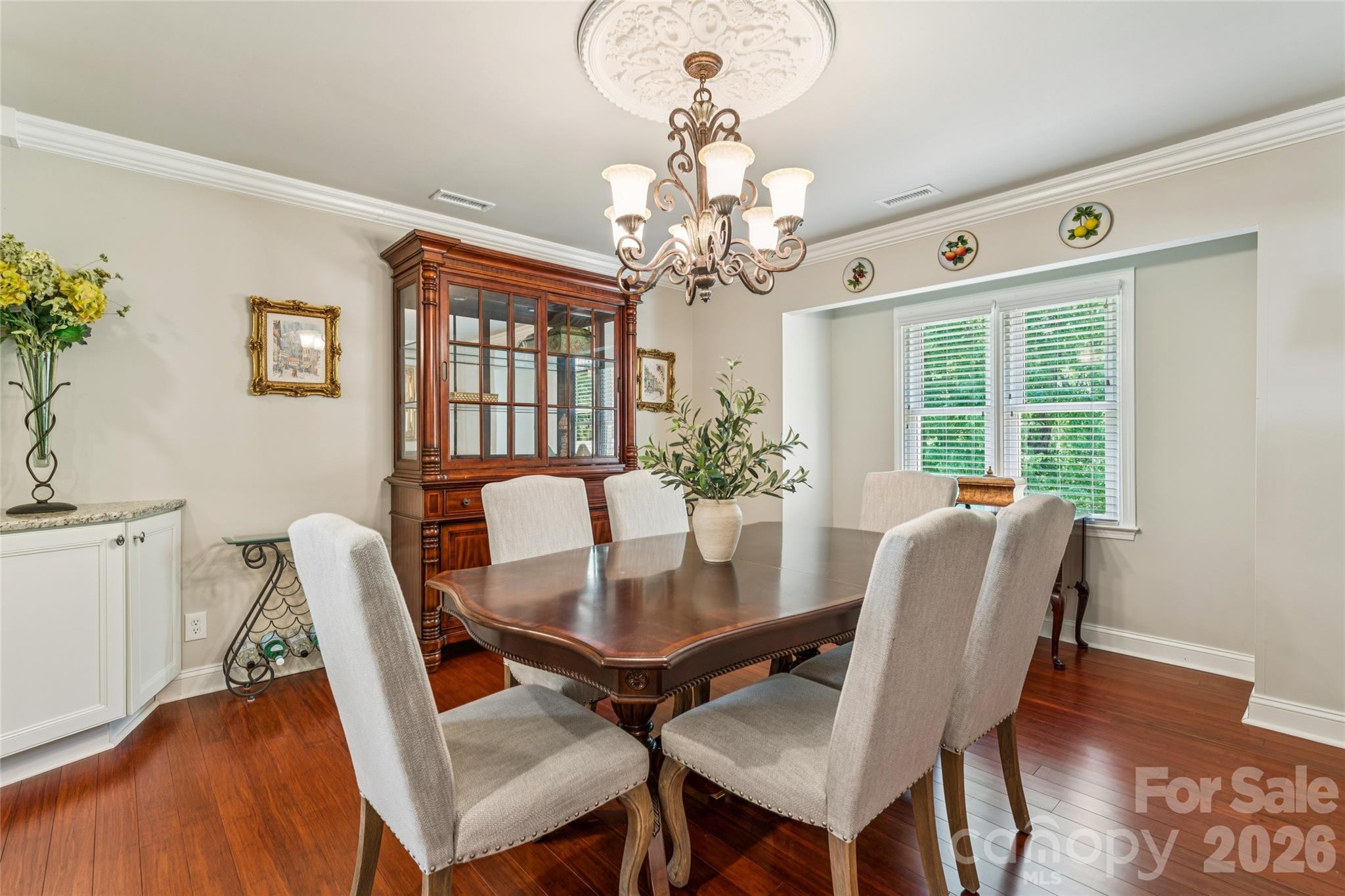 506 Hidden Creek Circle