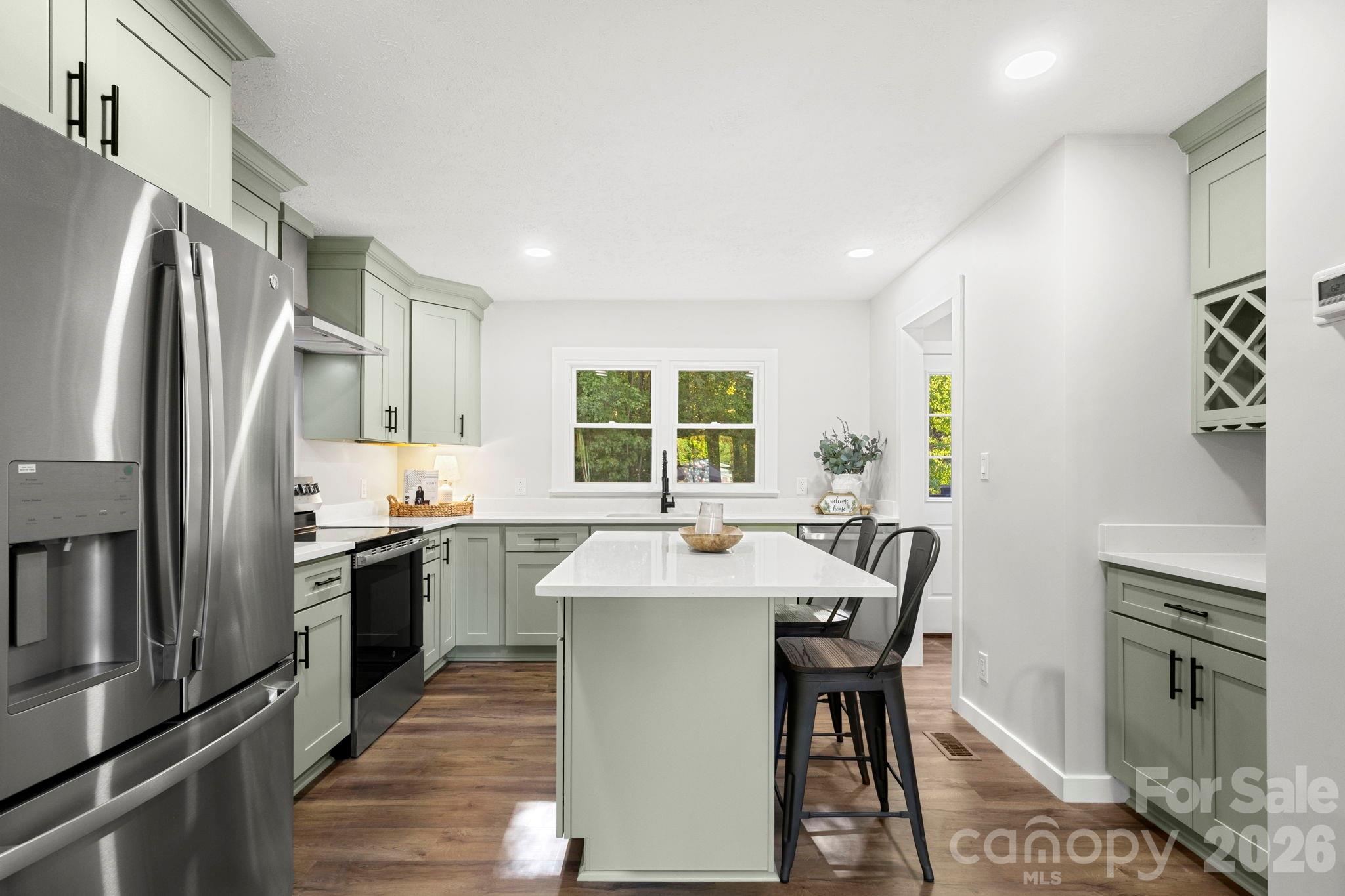 230 Leisure Lane