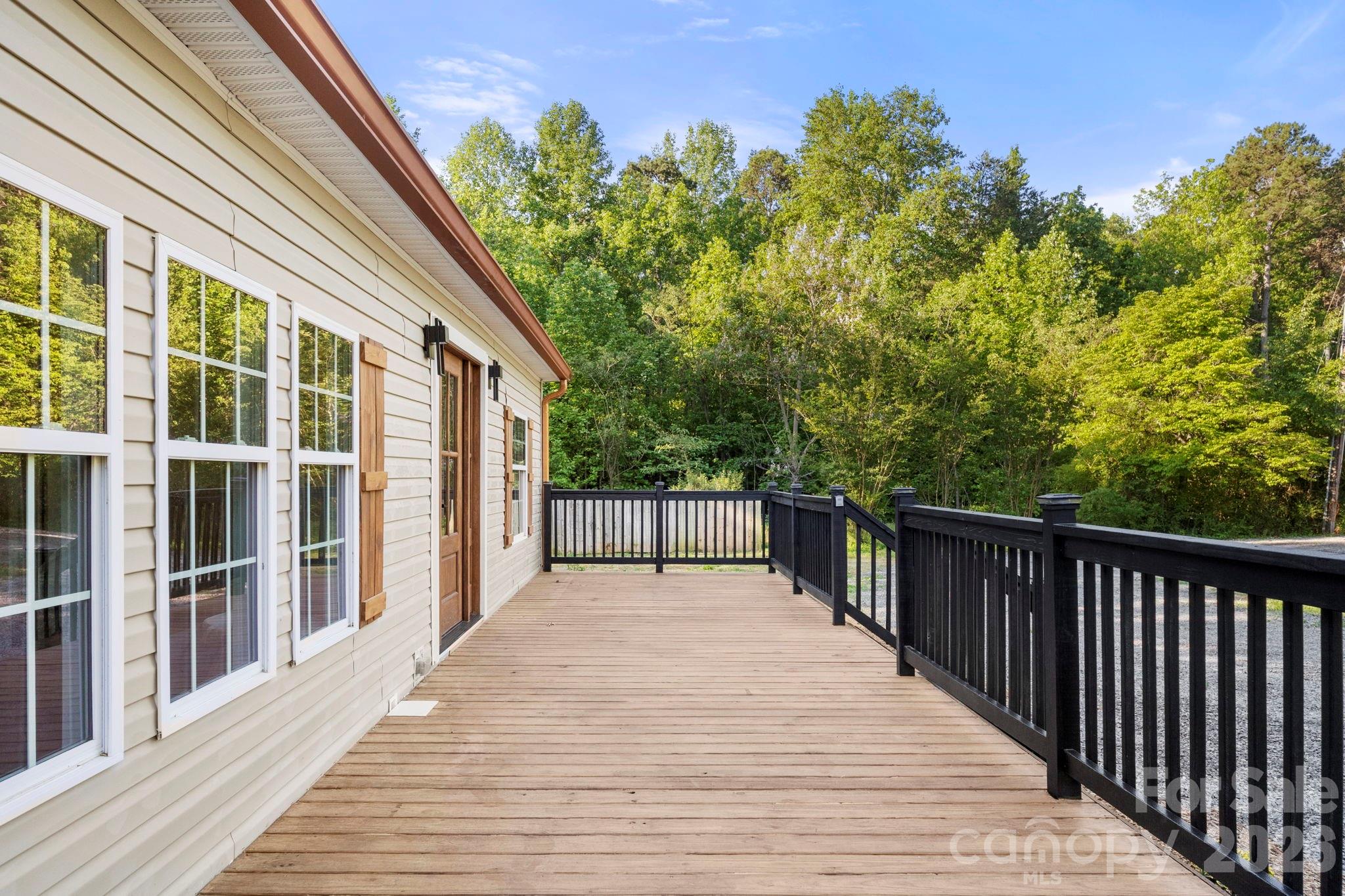 230 Leisure Lane