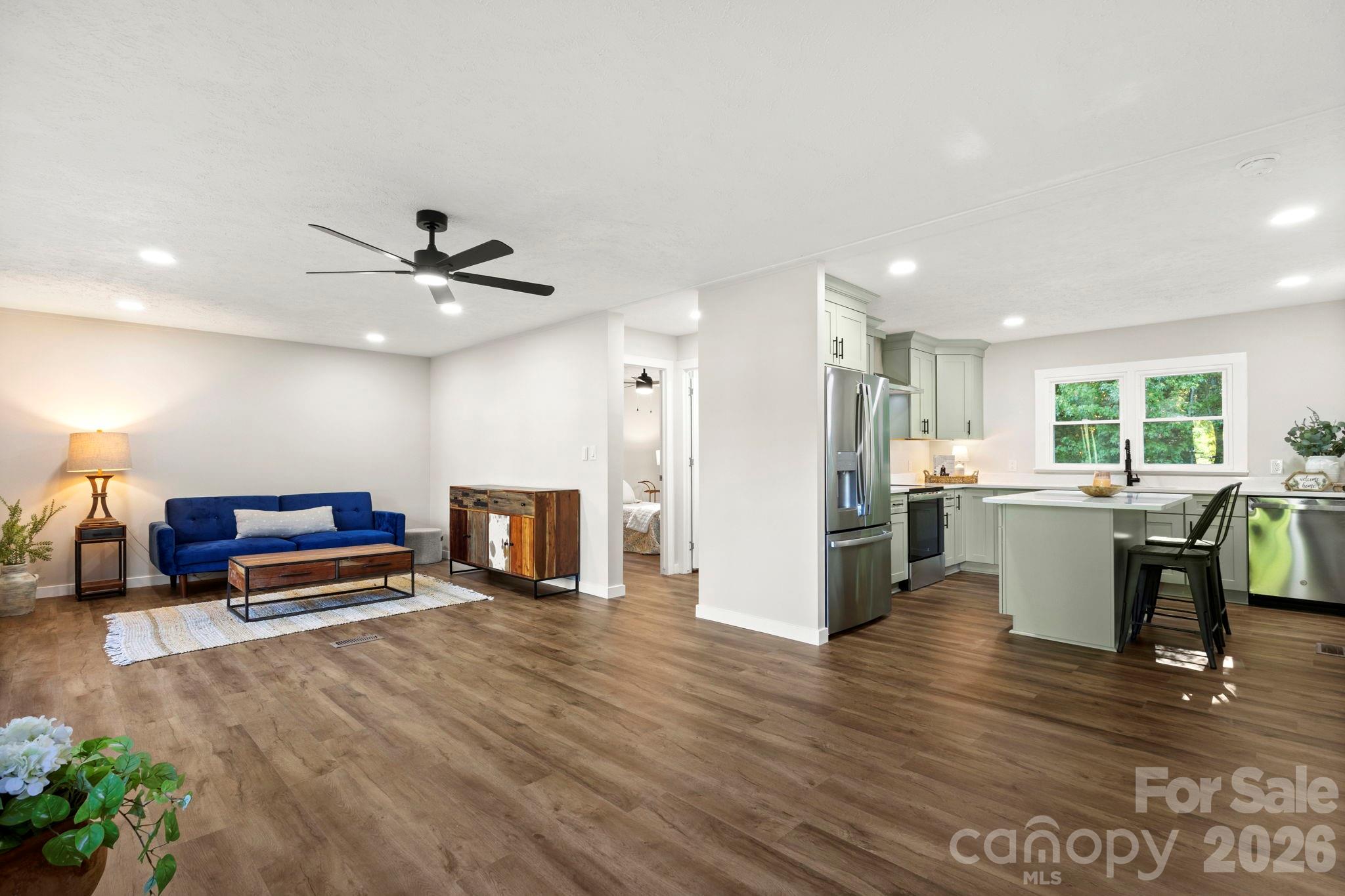 230 Leisure Lane