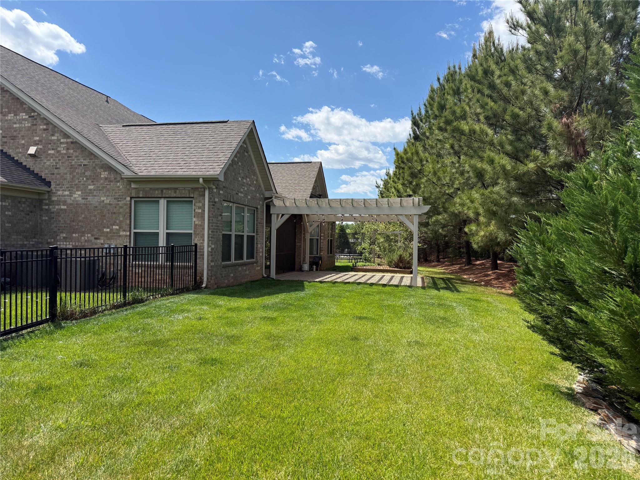 401 Hollyhock Drive