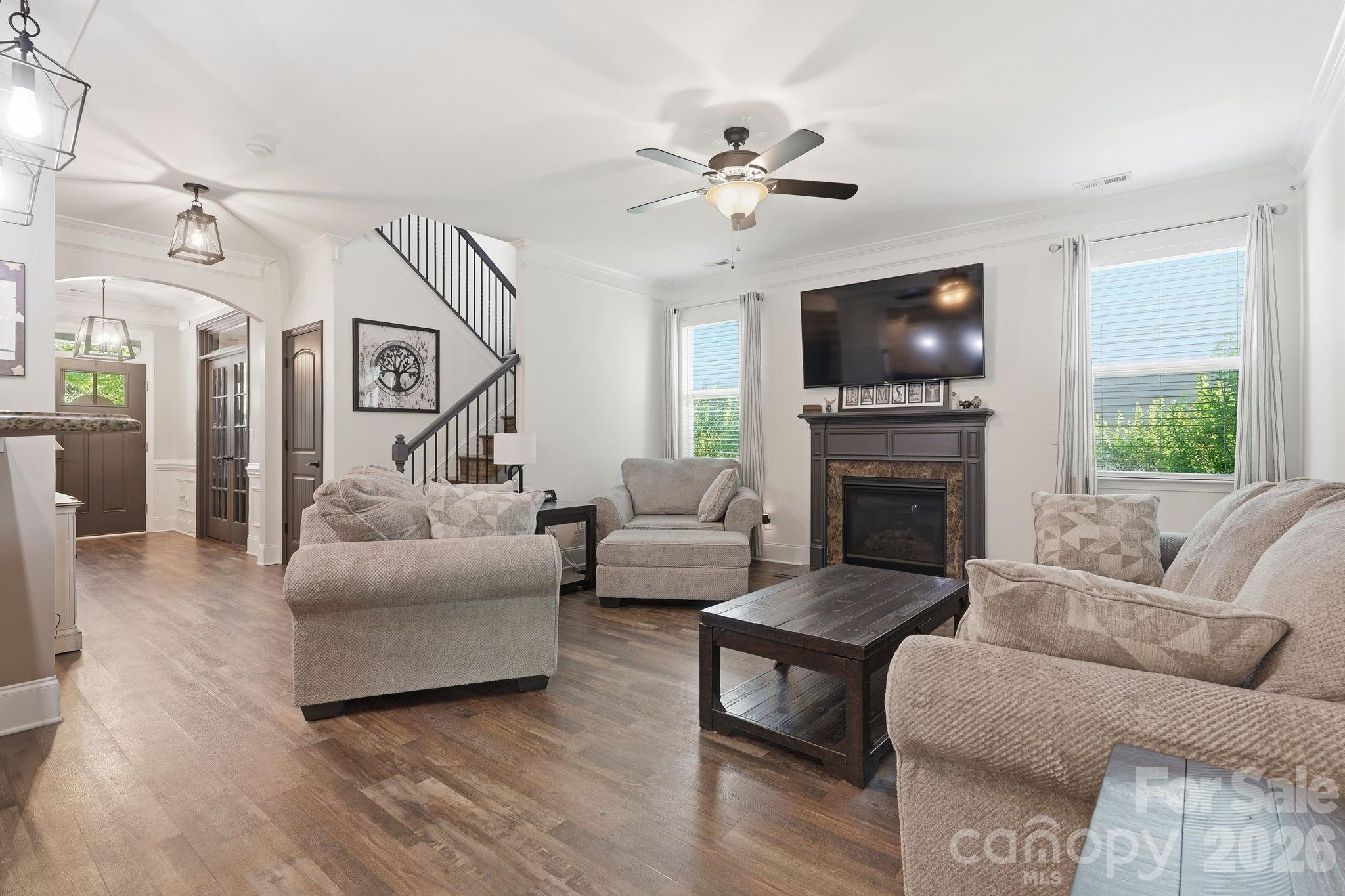 3119 Kelsey Plaza