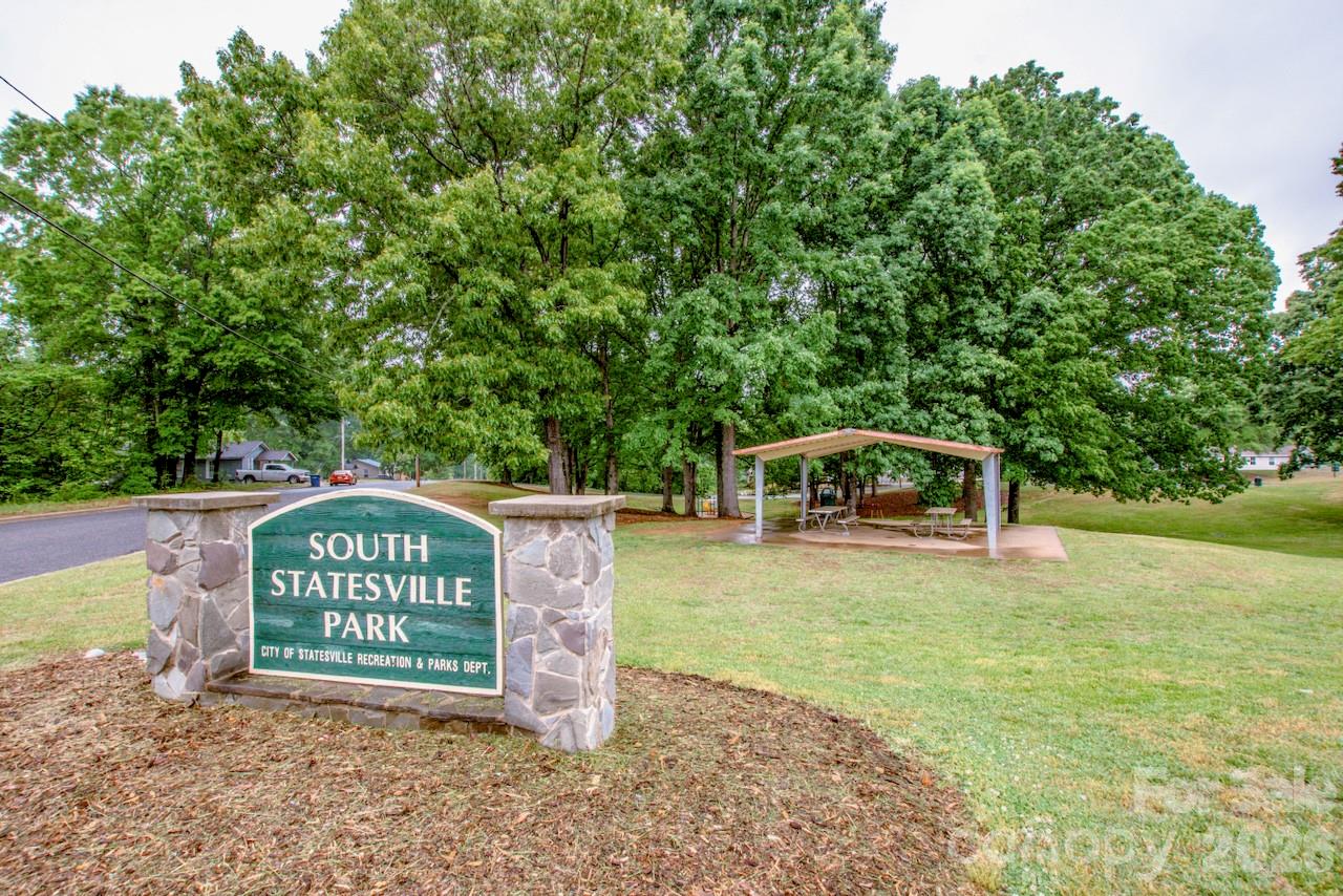 1206 8th Street Unit: 13