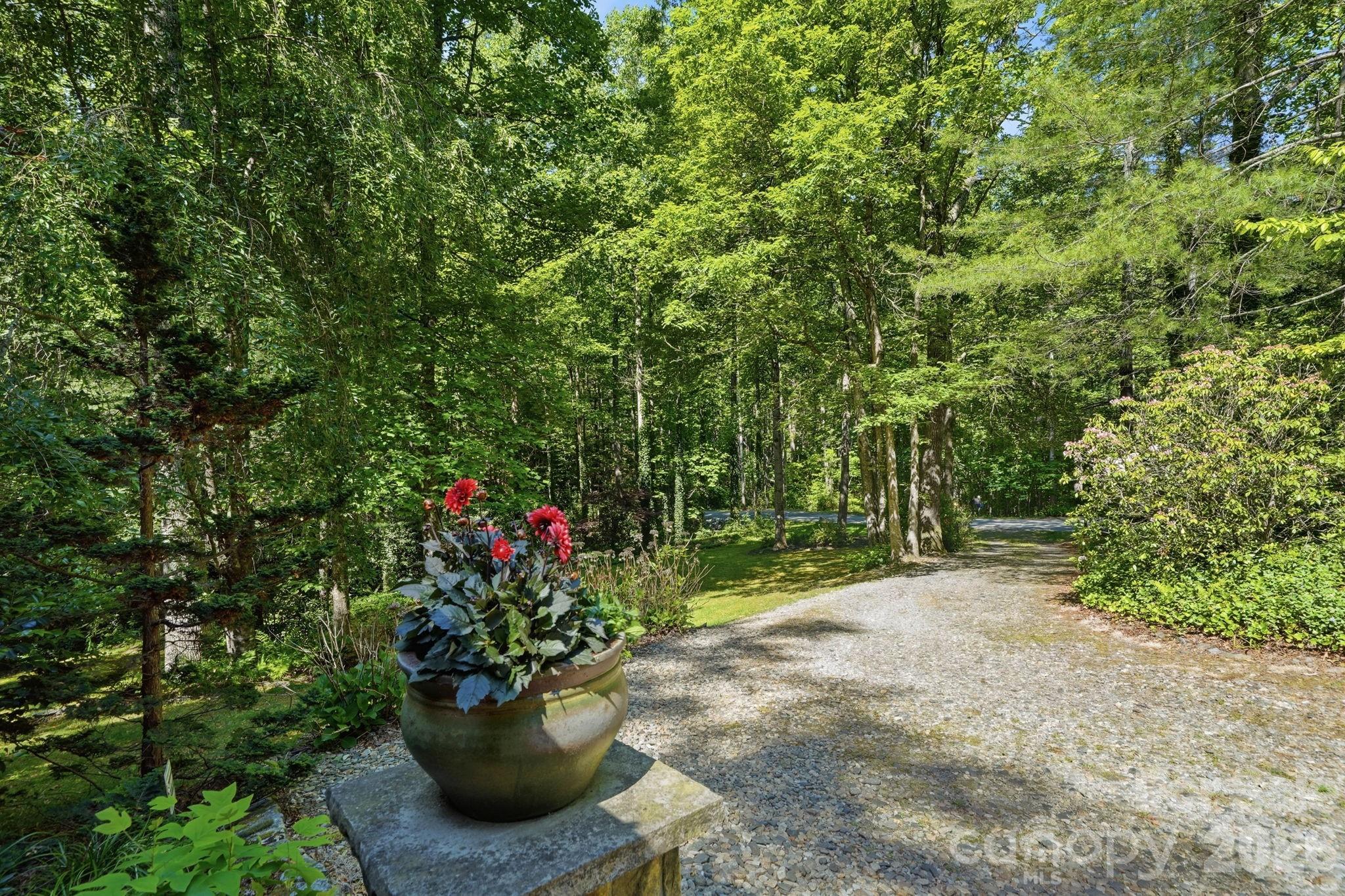 16 Shadow Brook Drive