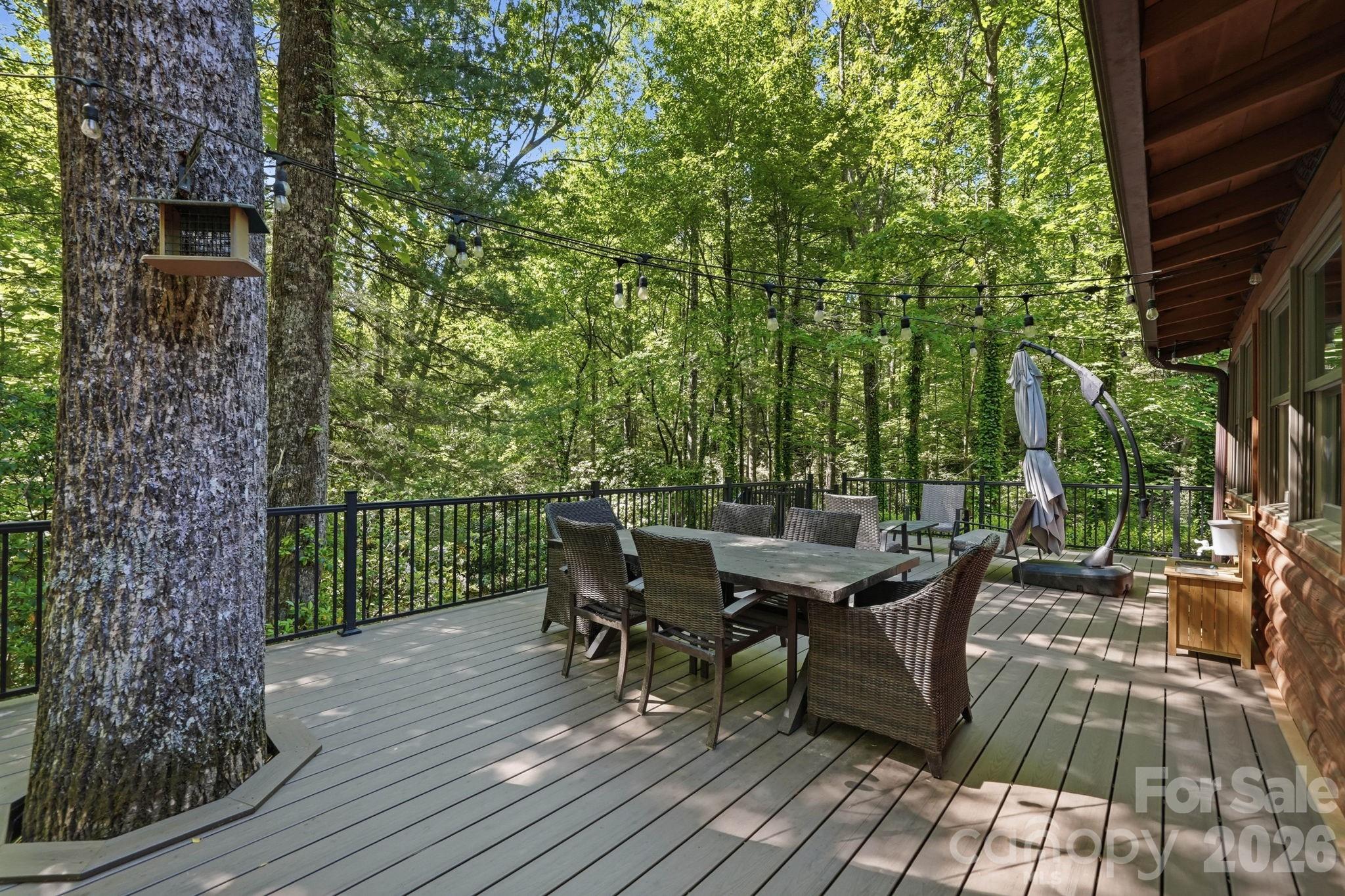 16 Shadow Brook Drive