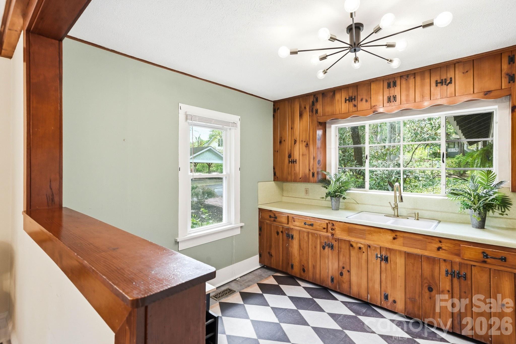 127 Erkwood Drive