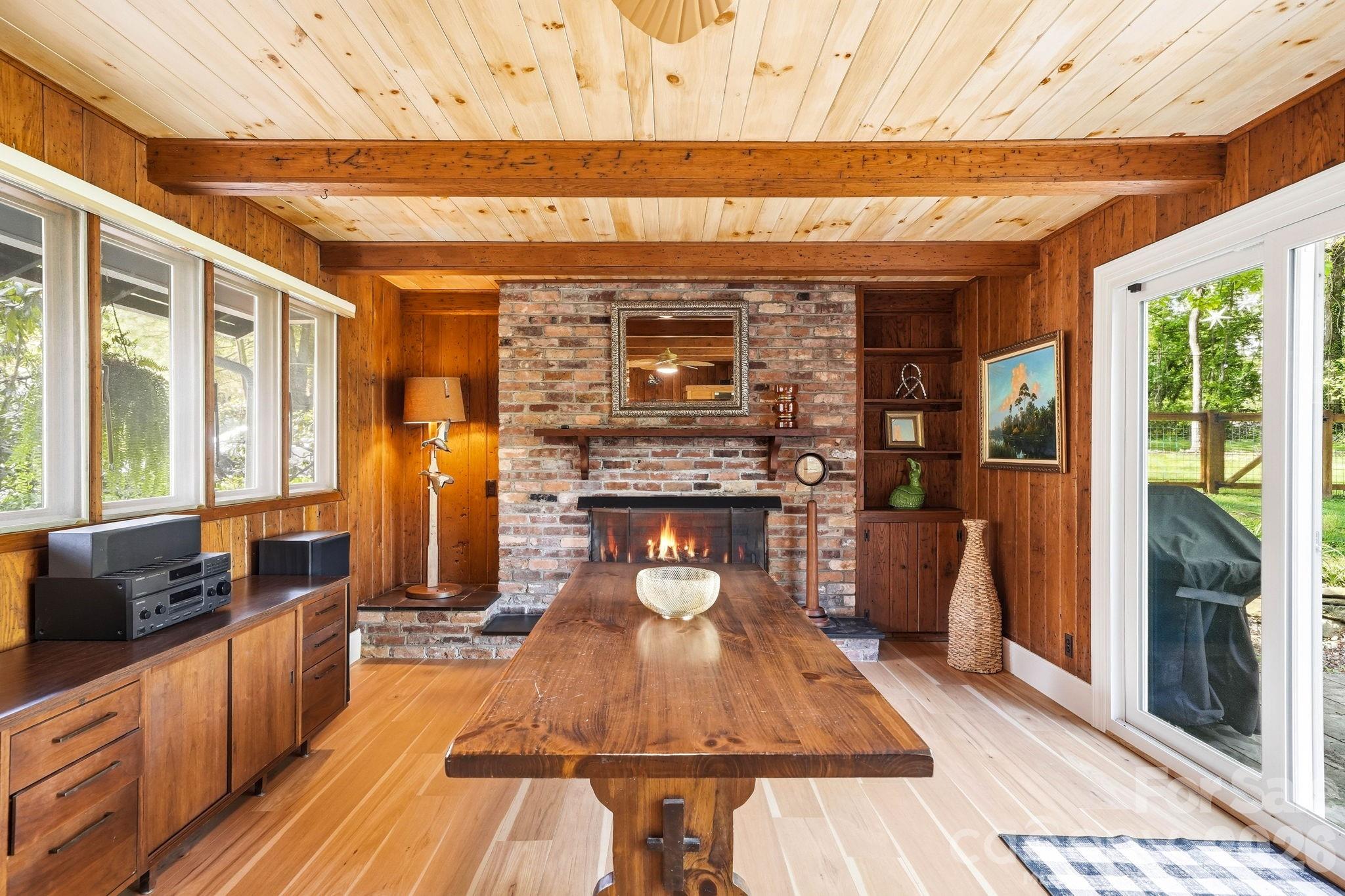 127 Erkwood Drive