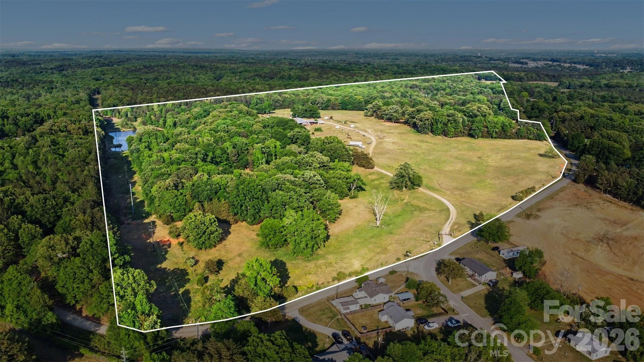 1504 Cedar Pines Lake Road