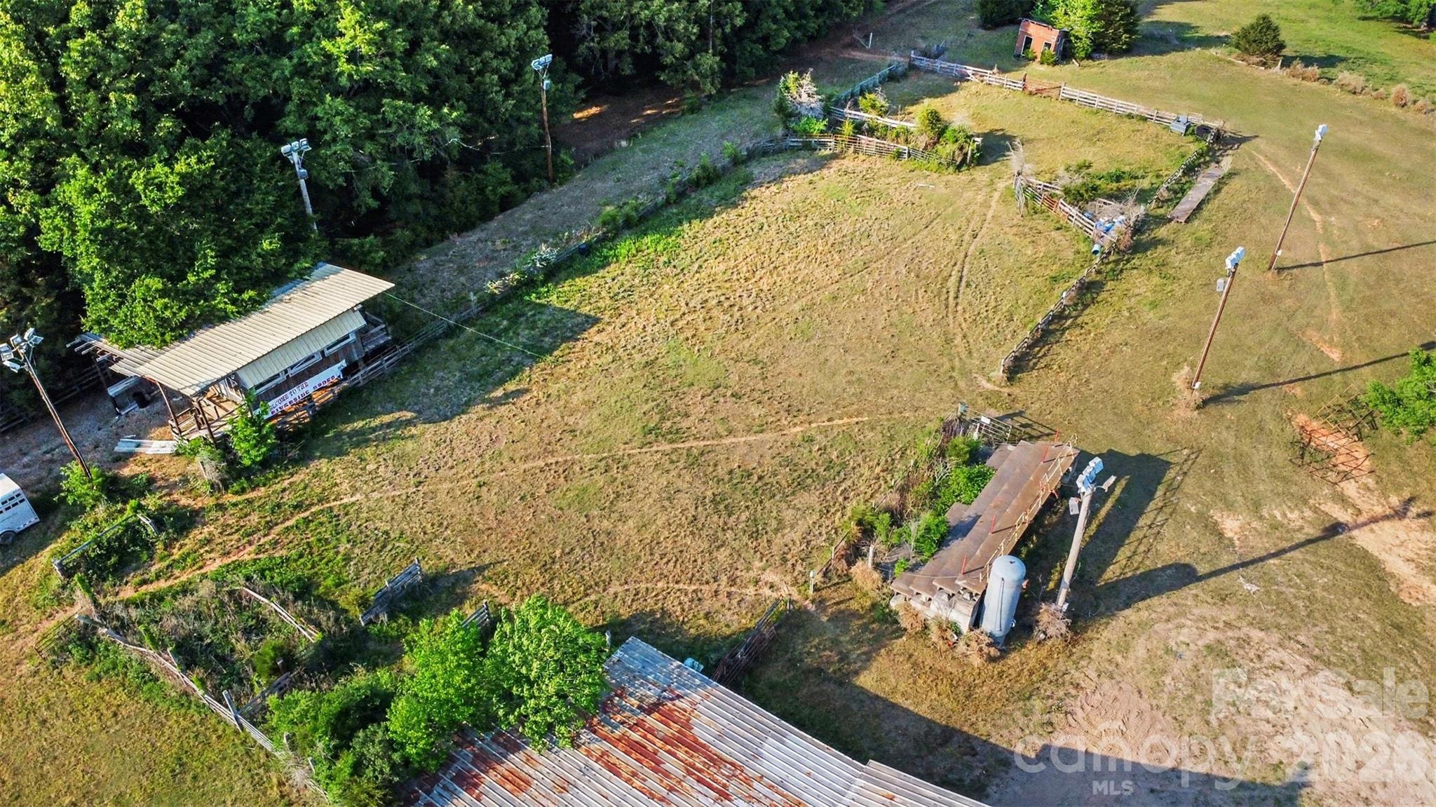 1504 Cedar Pines Lake Road