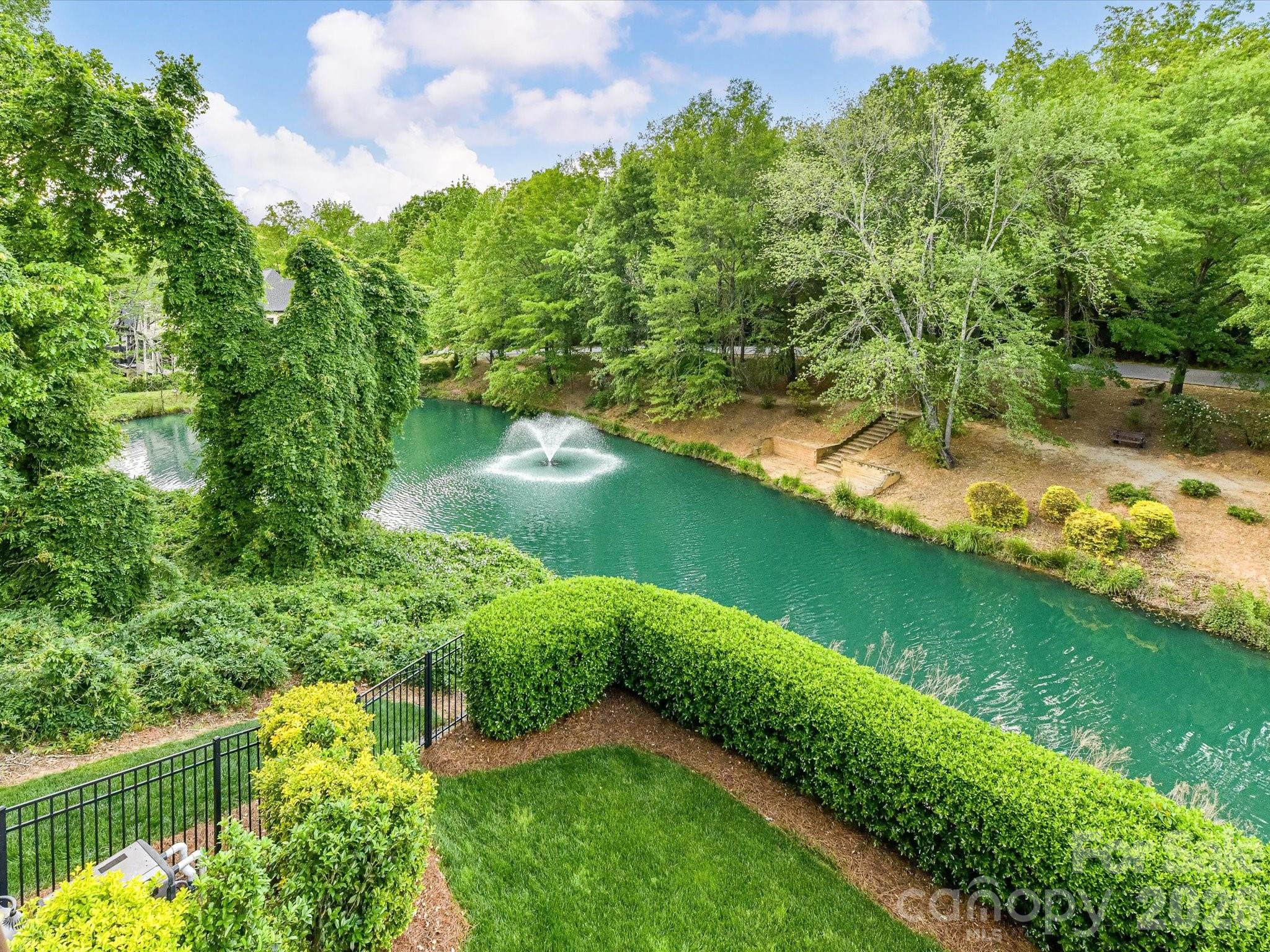 5915 Vidal Lane Unit: 35