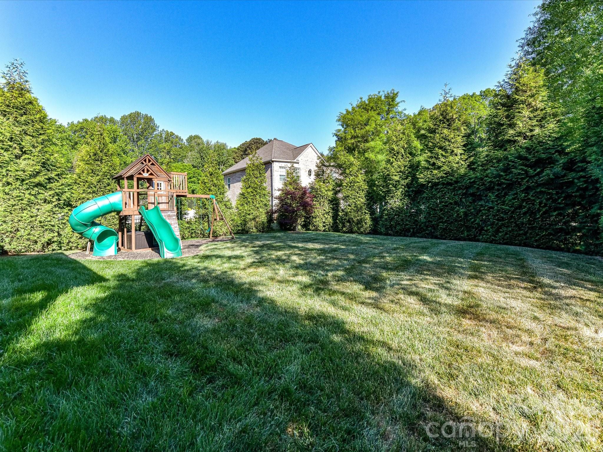 113 Hillandale Road