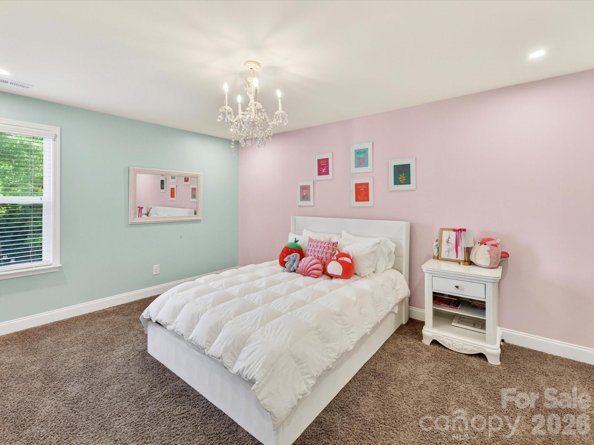113 Hillandale Road