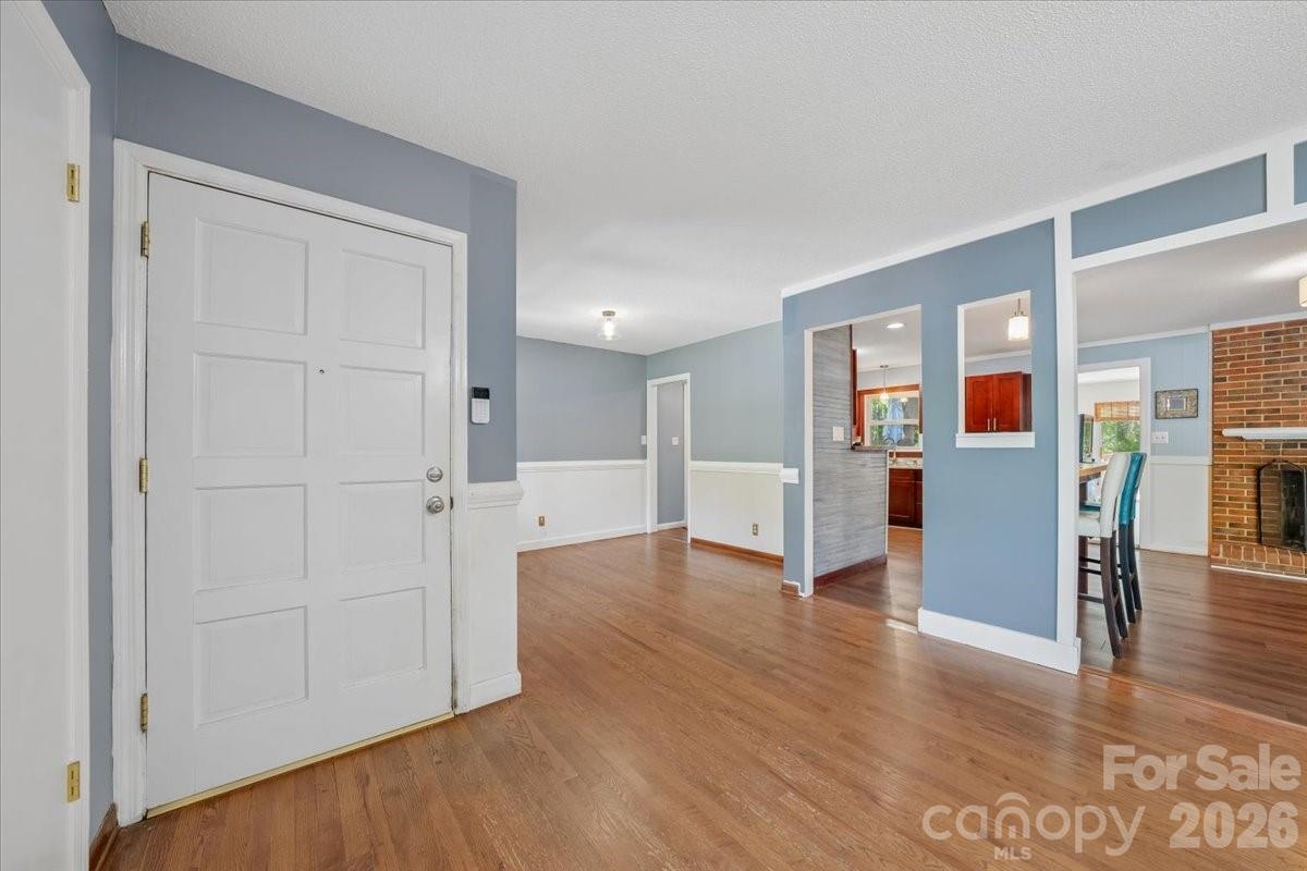 107 Fox Run Drive