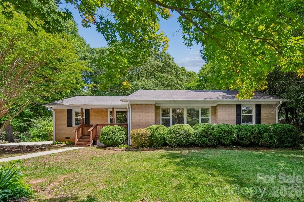 107 Fox Run Drive